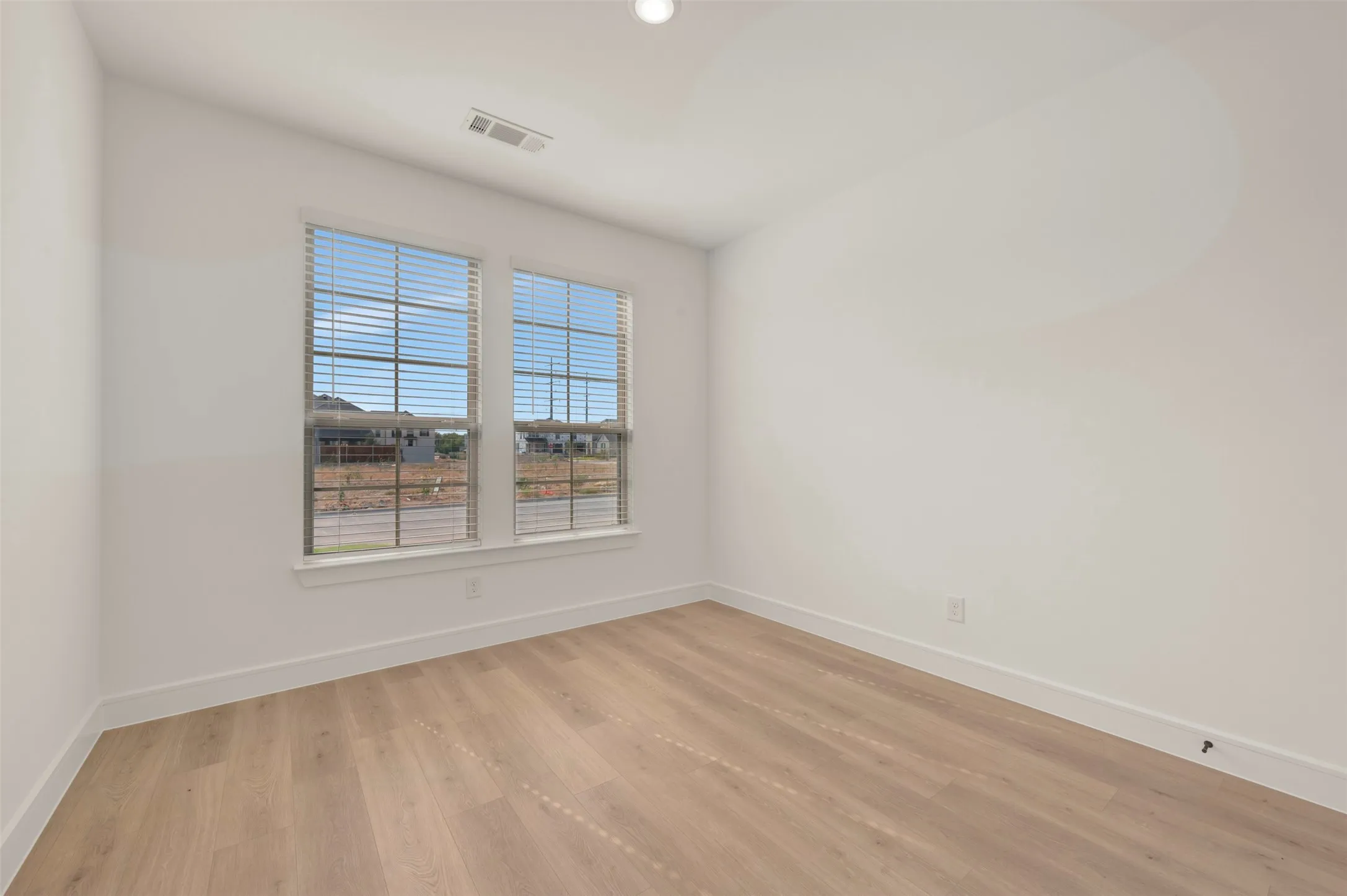 Single Family Residence For Sale in Tarrant County , 11536 Jackloe Street, Fort Worth, Texas 76052, 4 Bedroom, 4 Bathroom, 3 Garage spaces, 3,543 Sqft, built in 2026, mls#21284173, Real Estate Agent in Fort Worth, Homes For Sale in Tarrant county, Homes For Sale in Fort Worth, Realtor in Fort Worth Texas, Real Estate Brokerage Independent Realty Texas, Luminita Cordes Realtor