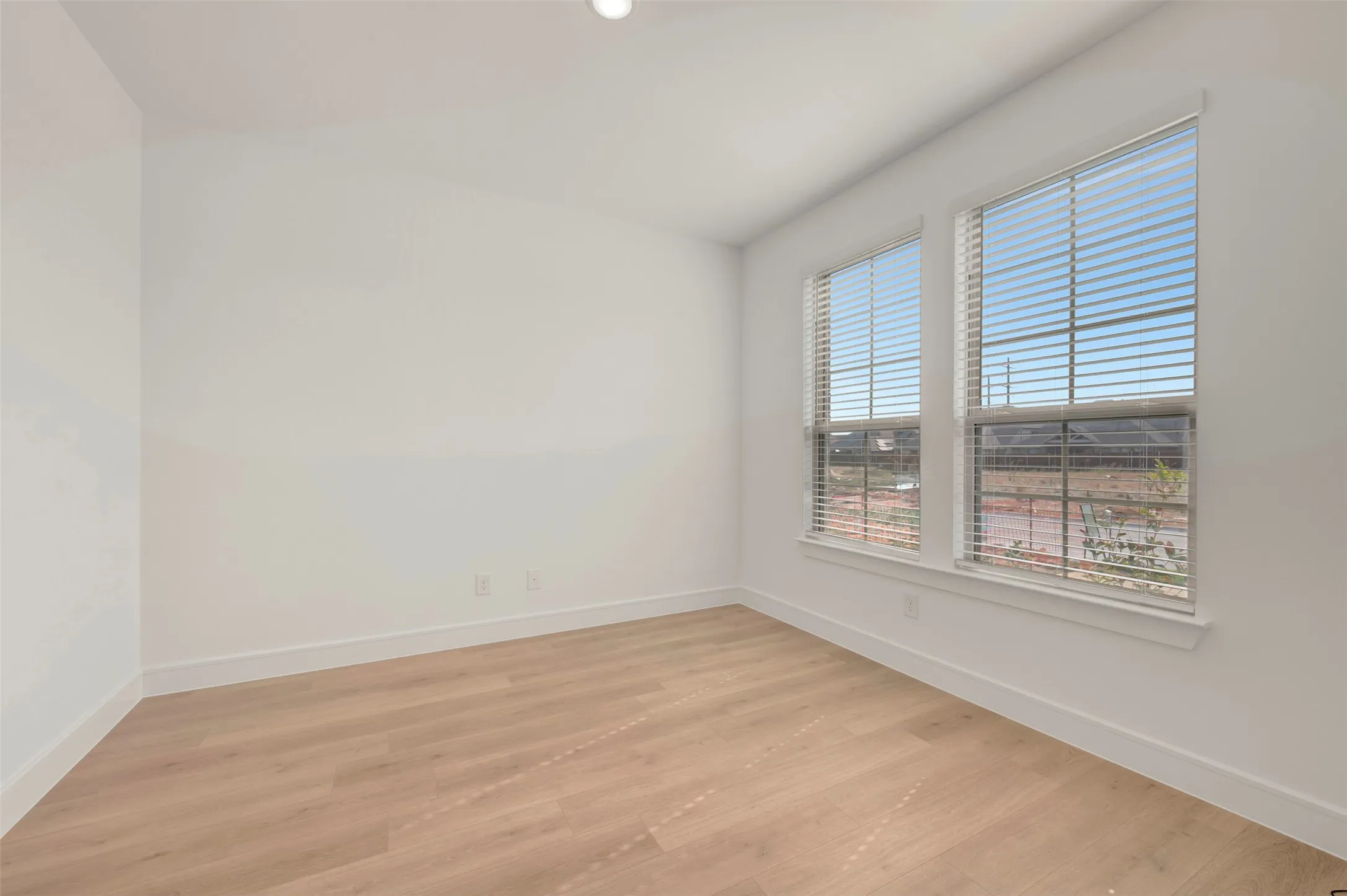 Single Family Residence For Sale in Tarrant County , 11536 Jackloe Street, Fort Worth, Texas 76052, 4 Bedroom, 4 Bathroom, 3 Garage spaces, 3,543 Sqft, built in 2026, mls#21284173, Real Estate Agent in Fort Worth, Homes For Sale in Tarrant county, Homes For Sale in Fort Worth, Realtor in Fort Worth Texas, Real Estate Brokerage Independent Realty Texas, Luminita Cordes Realtor