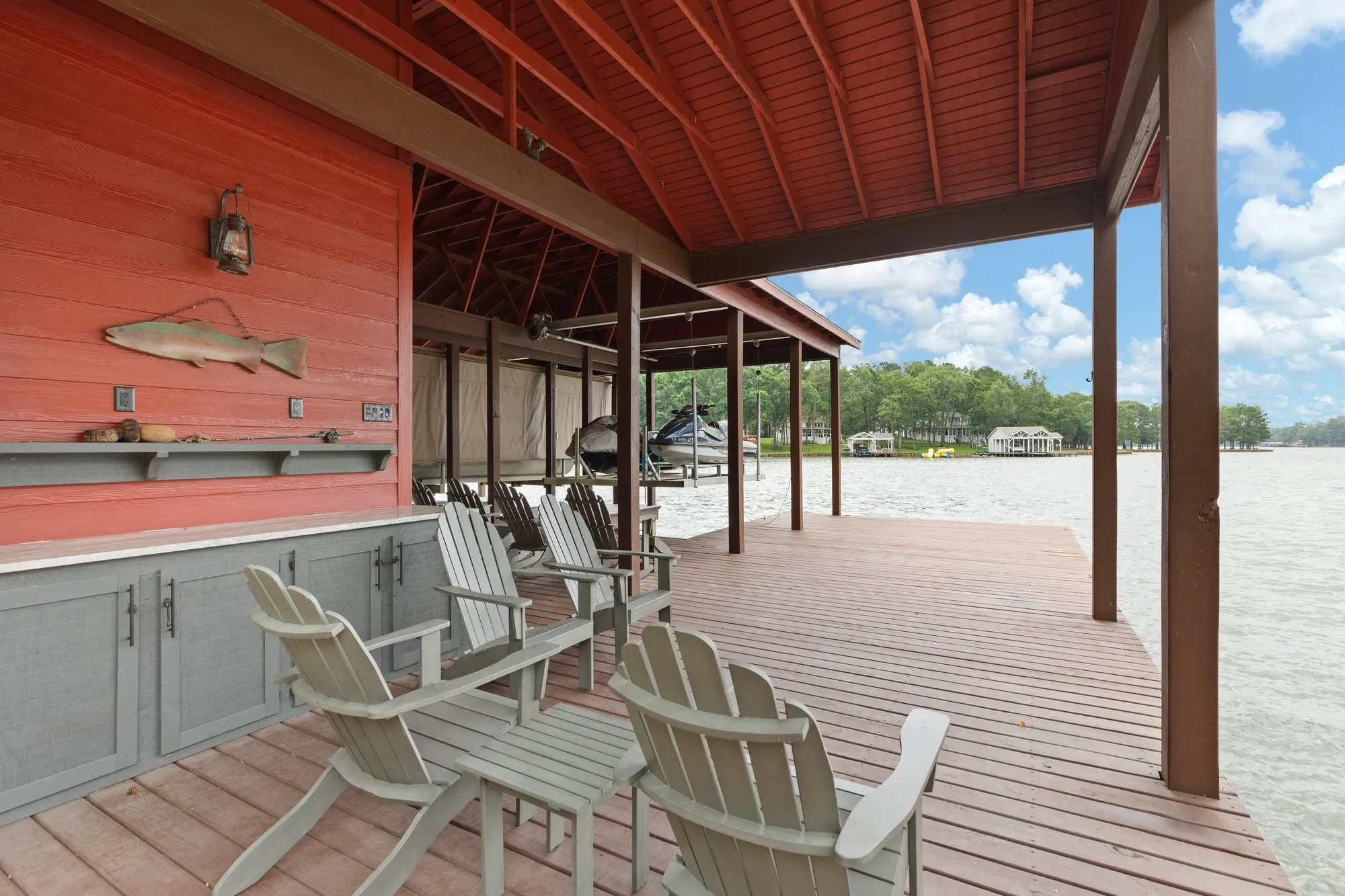 Single Family Residence For Sale in Franklin (TX) County , 307 King Laurence Court, Scroggins, Texas 75480, 4 Bedroom, 3 Bathroom, Garage spaces, 2,808 Sqft, built in 1993, mls#21284180, Real Estate Agent in Scroggins, Homes For Sale in Franklin (TX) county, Homes For Sale in Scroggins, Realtor in Scroggins Texas, Real Estate Brokerage Independent Realty Texas, Luminita Cordes Realtor