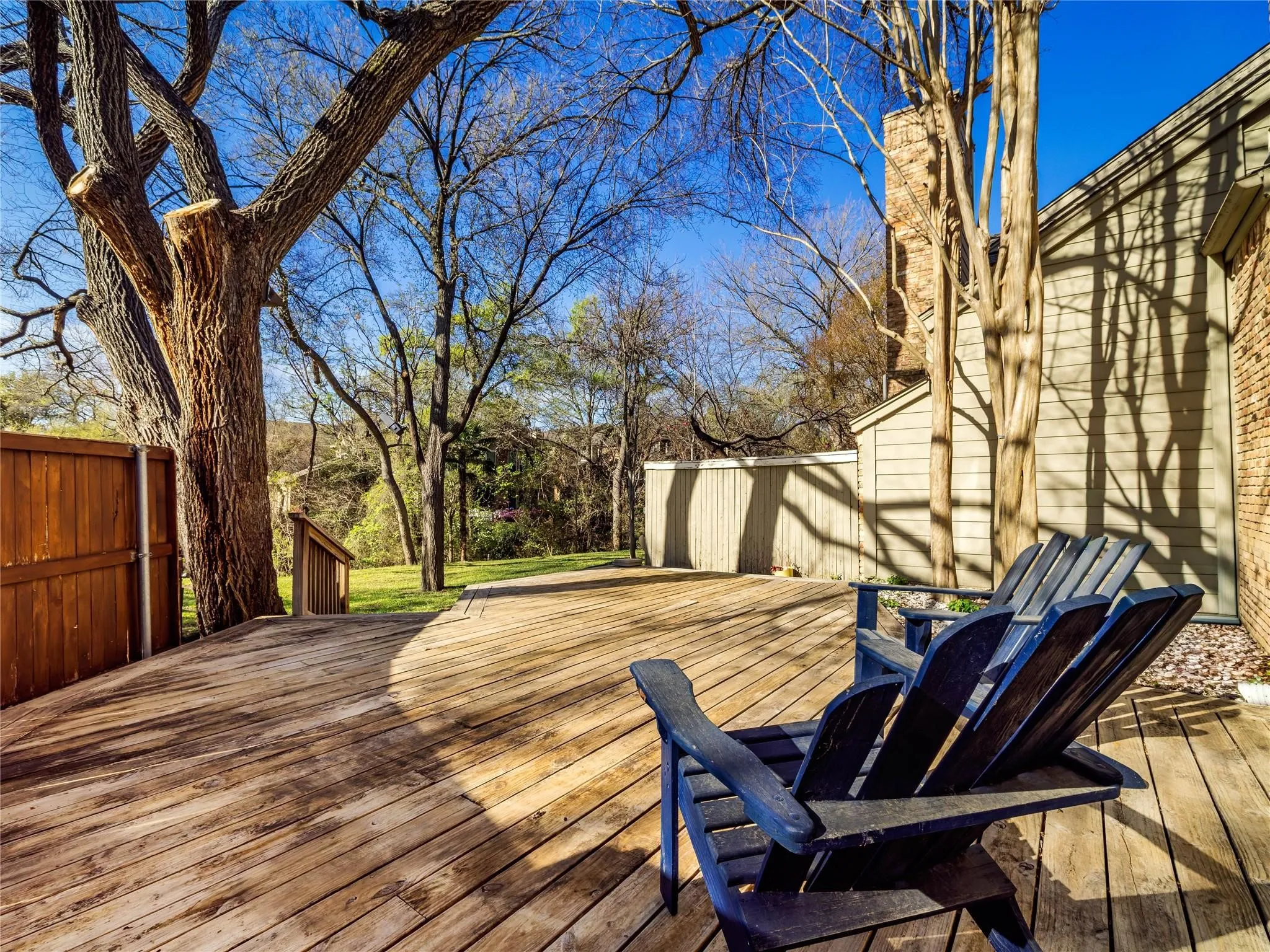 Townhouse For Sale in Dallas County , 8503 Coppertowne Lane, Dallas, Texas 75243, 3 Bedroom, 3 Bathroom, 2 Garage spaces, 1,686 Sqft, built in 1983, mls#21281341, Real Estate Agent in Dallas, Homes For Sale in Dallas county, Homes For Sale in Dallas, Realtor in Dallas Texas, Real Estate Brokerage Independent Realty Texas, Luminita Cordes Realtor