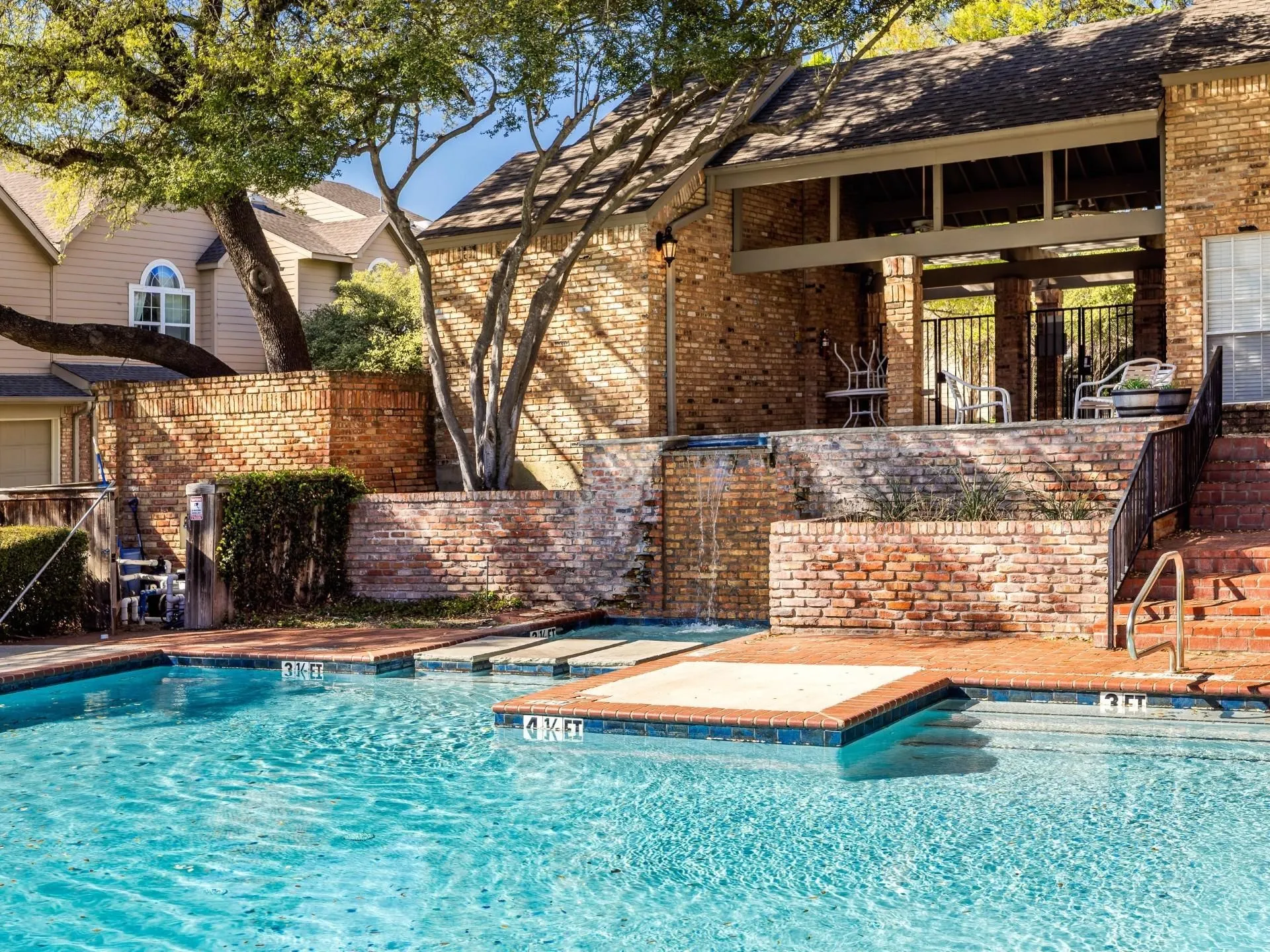 Townhouse For Sale in Dallas County , 8503 Coppertowne Lane, Dallas, Texas 75243, 3 Bedroom, 3 Bathroom, 2 Garage spaces, 1,686 Sqft, built in 1983, mls#21281341, Real Estate Agent in Dallas, Homes For Sale in Dallas county, Homes For Sale in Dallas, Realtor in Dallas Texas, Real Estate Brokerage Independent Realty Texas, Luminita Cordes Realtor