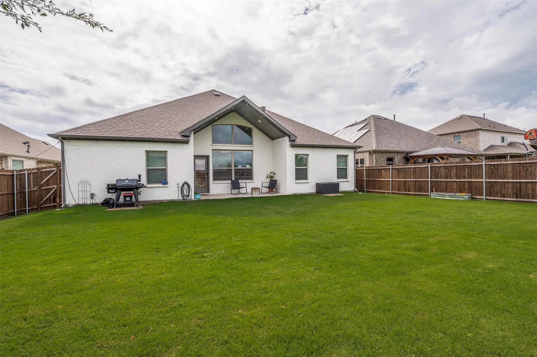 Single Family Residence For Sale in Collin County , 4014 Whitetail Lane, Melissa, Texas 75454, 4 Bedroom, 2 Bathroom, 2 Garage spaces, 2,225 Sqft, built in 2022, mls#21283511, Real Estate Agent in Melissa, Homes For Sale in Collin county, Homes For Sale in Melissa, Realtor in Melissa Texas, Real Estate Brokerage Independent Realty Texas, Luminita Cordes Realtor