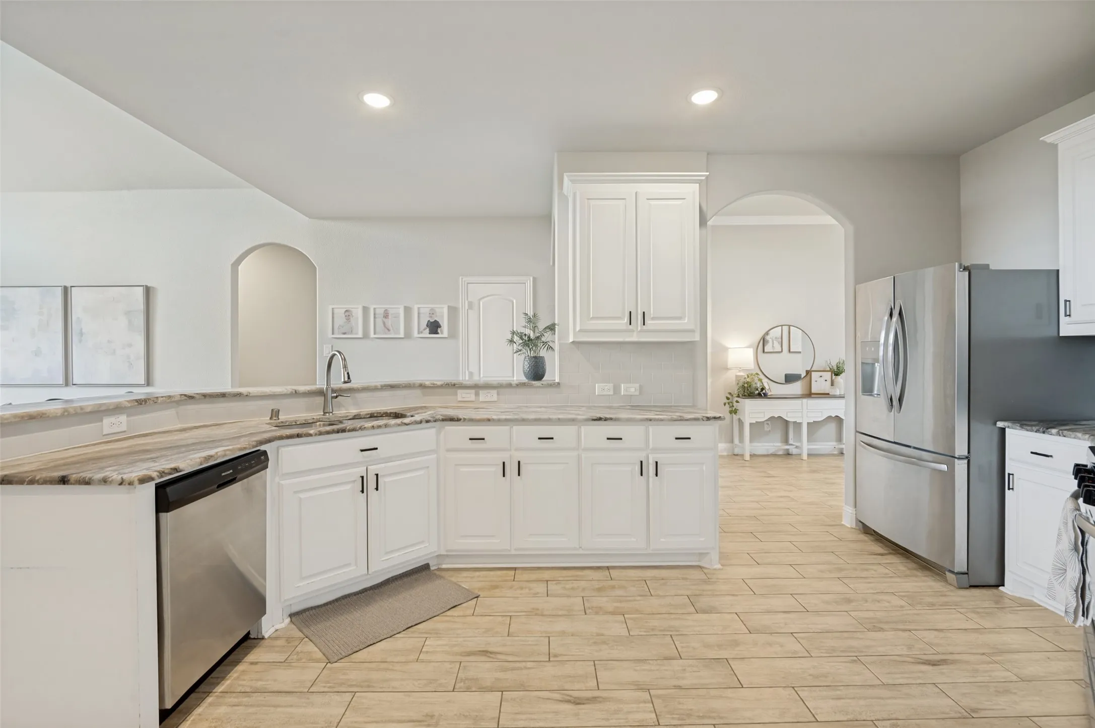 Single Family Residence For Sale in Collin County , 4014 Whitetail Lane, Melissa, Texas 75454, 4 Bedroom, 2 Bathroom, 2 Garage spaces, 2,225 Sqft, built in 2022, mls#21283511, Real Estate Agent in Melissa, Homes For Sale in Collin county, Homes For Sale in Melissa, Realtor in Melissa Texas, Real Estate Brokerage Independent Realty Texas, Luminita Cordes Realtor