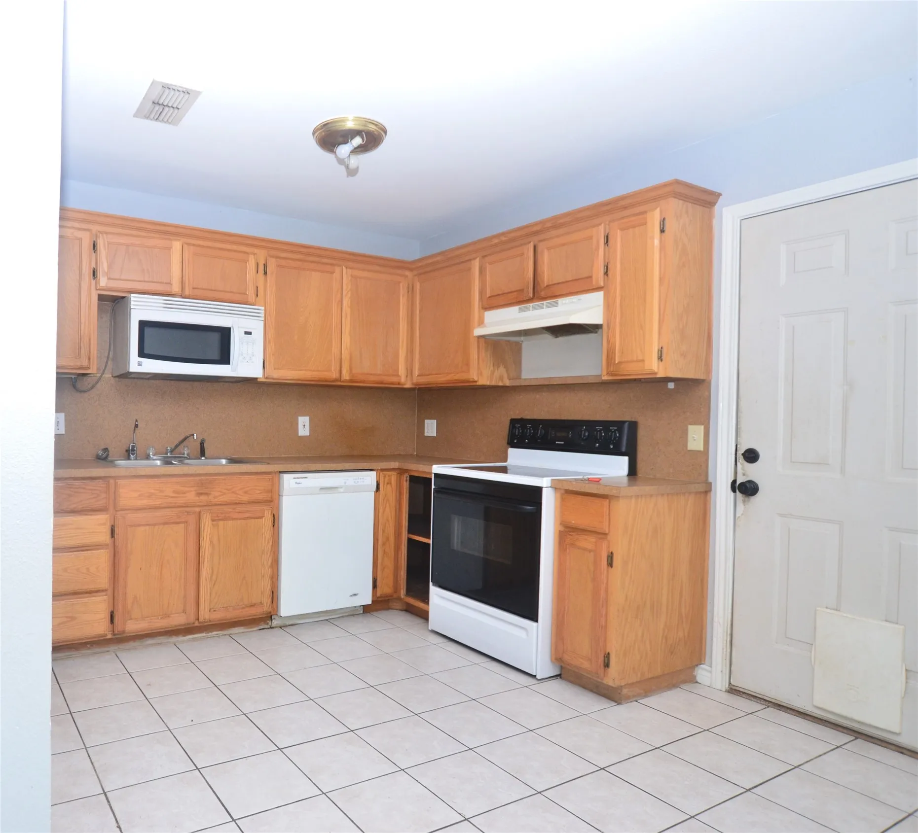 Duplex For Sale in Grayson County , 105 Bryant Street 2, Pottsboro, Texas 75076, 4 Bedroom, 4 Bathroom, 2 Garage spaces, 0 Sqft, built in 2000, Price $274,000, mls#21282805, Real Estate Agent in Pottsboro, Homes For Sale in Grayson county, Homes For Sale in Pottsboro, Realtor in Pottsboro Texas, Real Estate Brokerage Independent Realty Texas, Luminita Cordes Realtor
