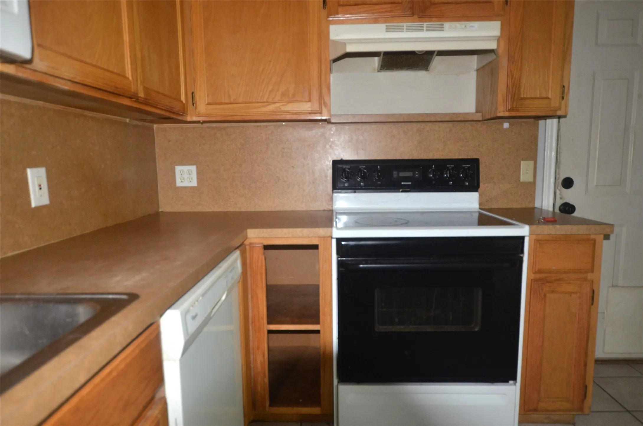 Duplex For Sale in Grayson County , 105 Bryant Street 2, Pottsboro, Texas 75076, 4 Bedroom, 4 Bathroom, 2 Garage spaces, 0 Sqft, built in 2000, Price $274,000, mls#21282805, Real Estate Agent in Pottsboro, Homes For Sale in Grayson county, Homes For Sale in Pottsboro, Realtor in Pottsboro Texas, Real Estate Brokerage Independent Realty Texas, Luminita Cordes Realtor