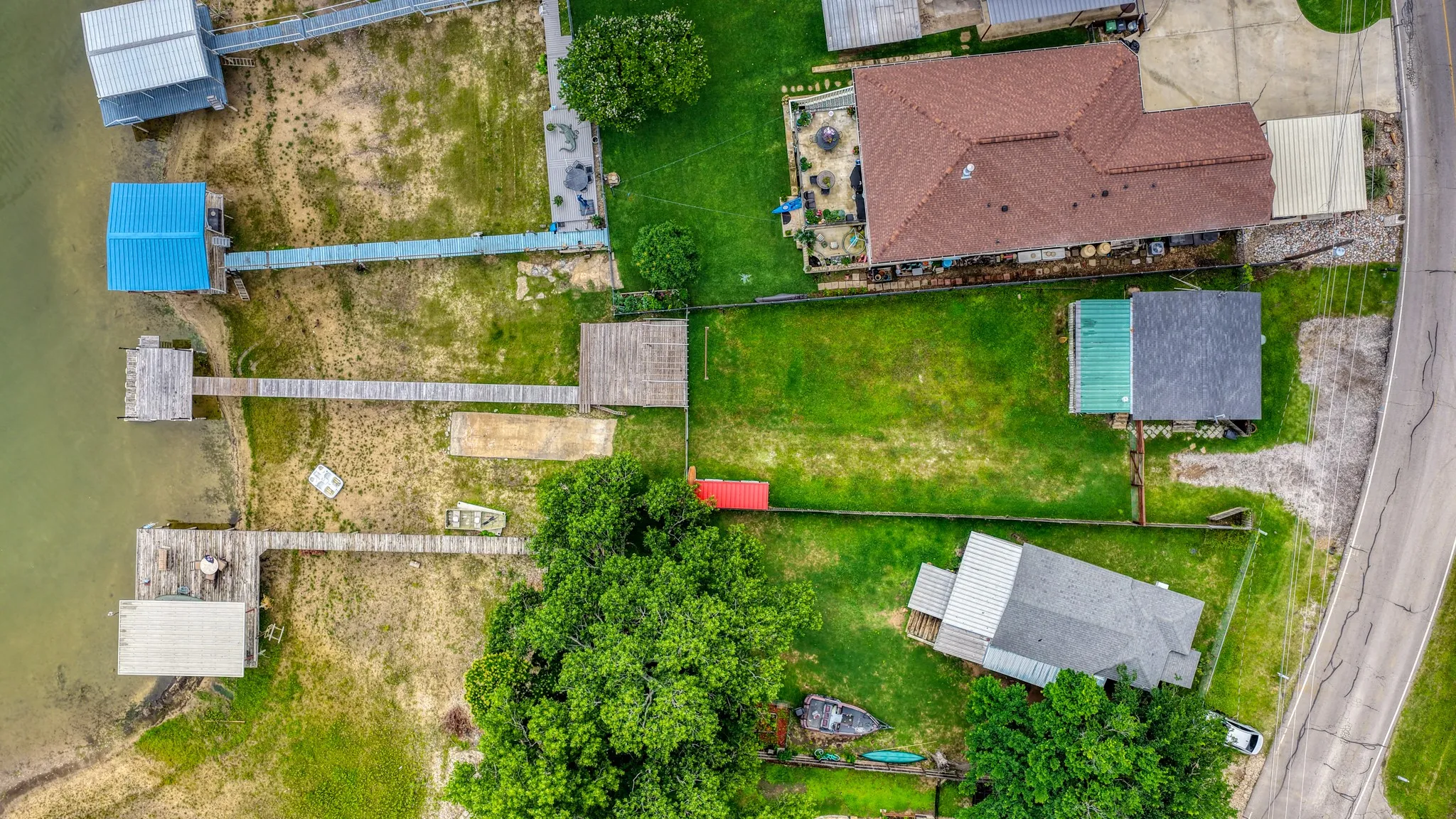 Single Family Residence For Sale in Parker County , 1028 W Lake Drive, Weatherford, Texas 76087, 1 Bedroom, 1 Bathroom, Garage spaces, 576 Sqft, built in 0, mls#21284147, Real Estate Agent in Weatherford, Homes For Sale in Parker county, Homes For Sale in Weatherford, Realtor in Weatherford Texas, Real Estate Brokerage Independent Realty Texas, Luminita Cordes Realtor