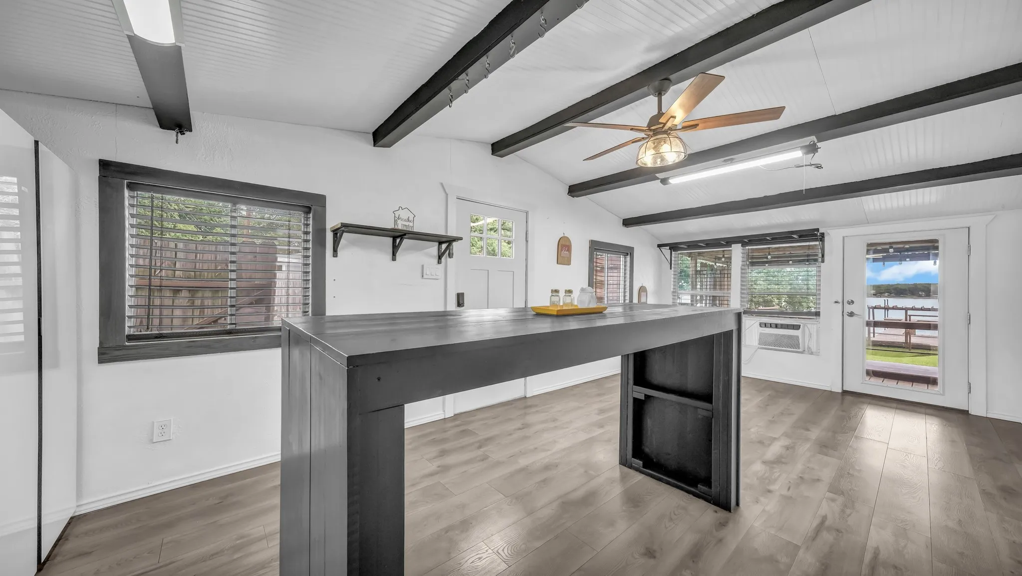 Single Family Residence For Sale in Parker County , 1028 W Lake Drive, Weatherford, Texas 76087, 1 Bedroom, 1 Bathroom, Garage spaces, 576 Sqft, built in 0, mls#21284147, Real Estate Agent in Weatherford, Homes For Sale in Parker county, Homes For Sale in Weatherford, Realtor in Weatherford Texas, Real Estate Brokerage Independent Realty Texas, Luminita Cordes Realtor