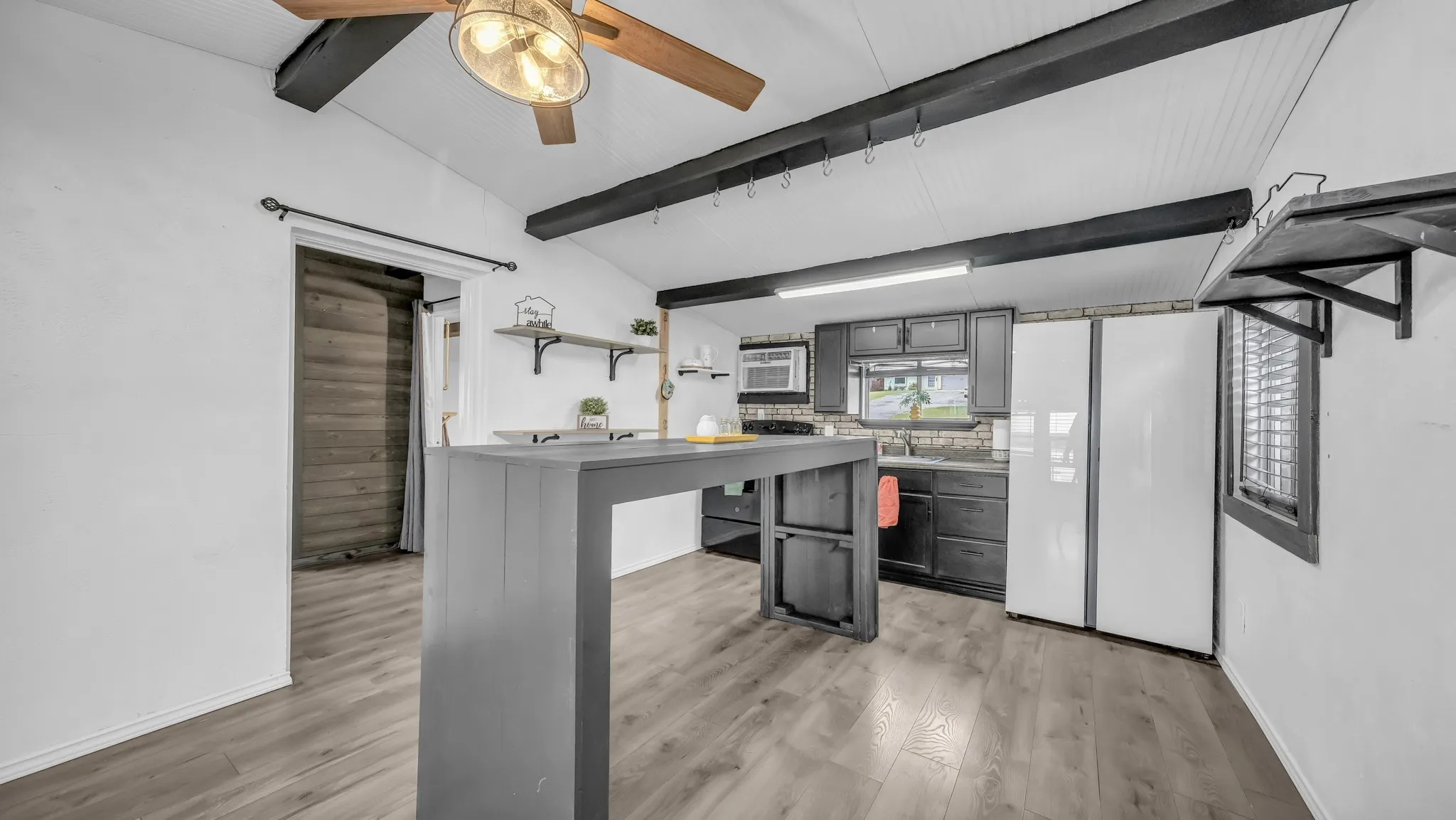 Single Family Residence For Sale in Parker County , 1028 W Lake Drive, Weatherford, Texas 76087, 1 Bedroom, 1 Bathroom, Garage spaces, 576 Sqft, built in 0, mls#21284147, Real Estate Agent in Weatherford, Homes For Sale in Parker county, Homes For Sale in Weatherford, Realtor in Weatherford Texas, Real Estate Brokerage Independent Realty Texas, Luminita Cordes Realtor