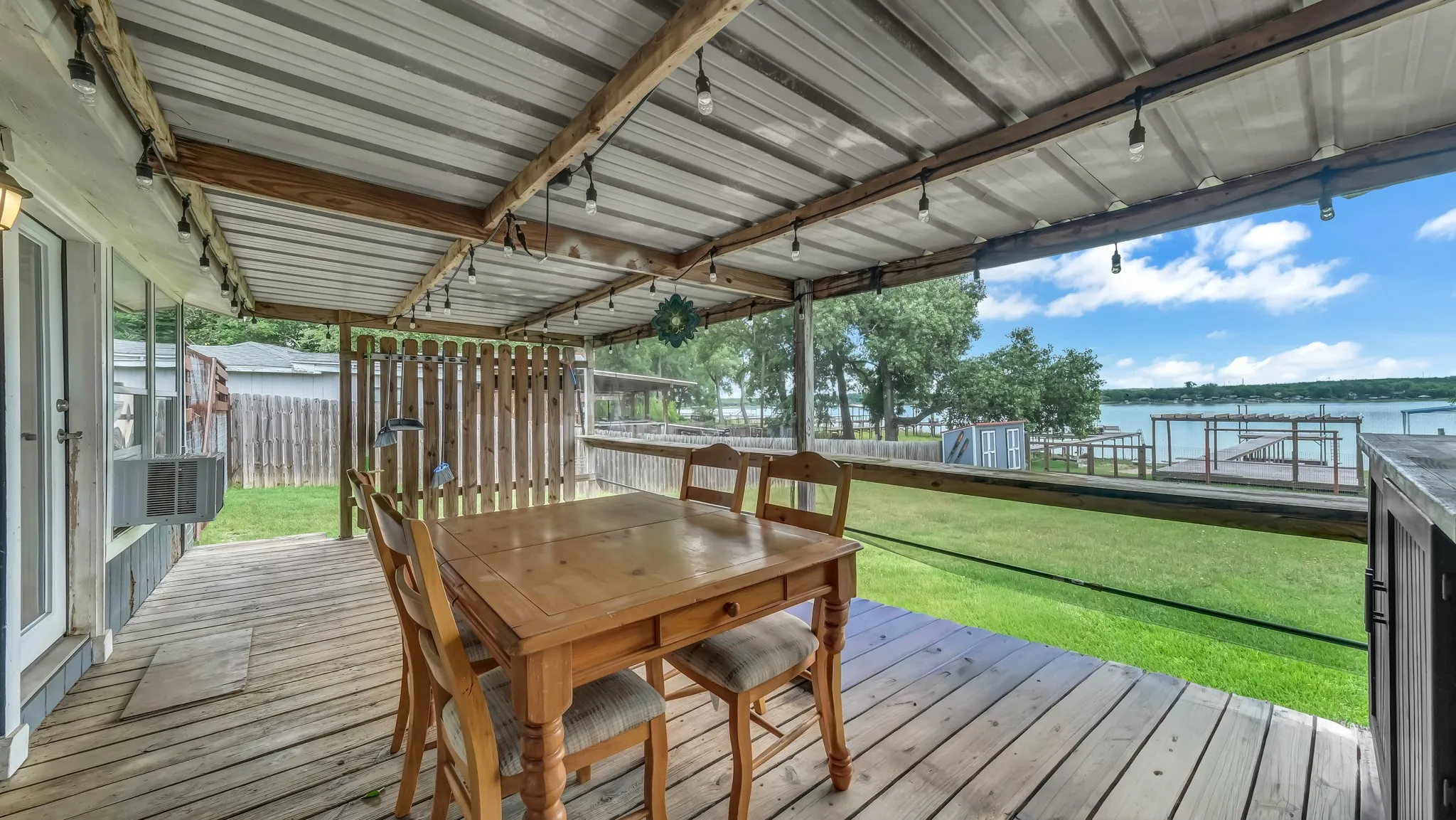Single Family Residence For Sale in Parker County , 1028 W Lake Drive, Weatherford, Texas 76087, 1 Bedroom, 1 Bathroom, Garage spaces, 576 Sqft, built in 0, mls#21284147, Real Estate Agent in Weatherford, Homes For Sale in Parker county, Homes For Sale in Weatherford, Realtor in Weatherford Texas, Real Estate Brokerage Independent Realty Texas, Luminita Cordes Realtor