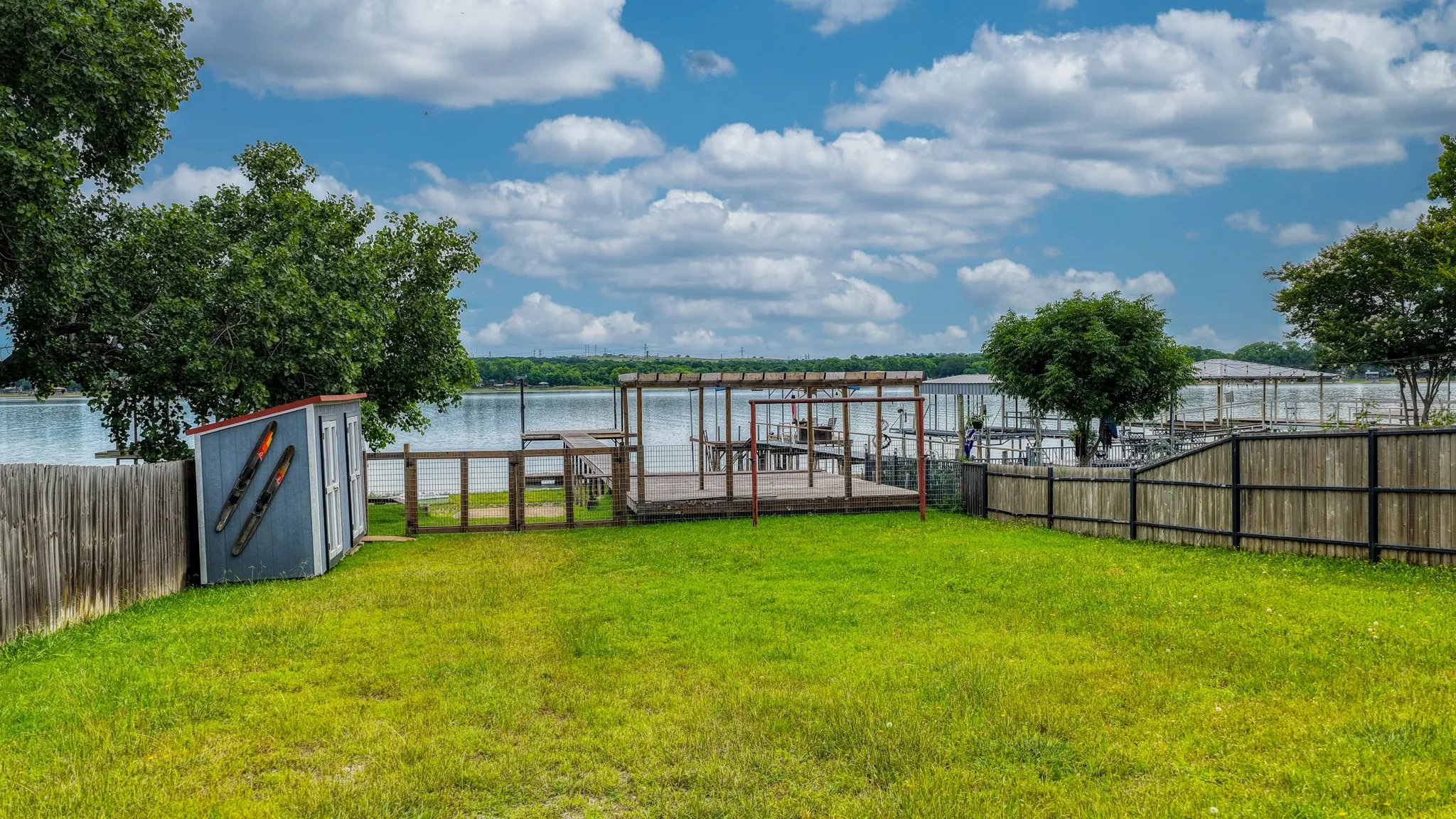 Single Family Residence For Sale in Parker County , 1028 W Lake Drive, Weatherford, Texas 76087, 1 Bedroom, 1 Bathroom, Garage spaces, 576 Sqft, built in 0, mls#21284147, Real Estate Agent in Weatherford, Homes For Sale in Parker county, Homes For Sale in Weatherford, Realtor in Weatherford Texas, Real Estate Brokerage Independent Realty Texas, Luminita Cordes Realtor