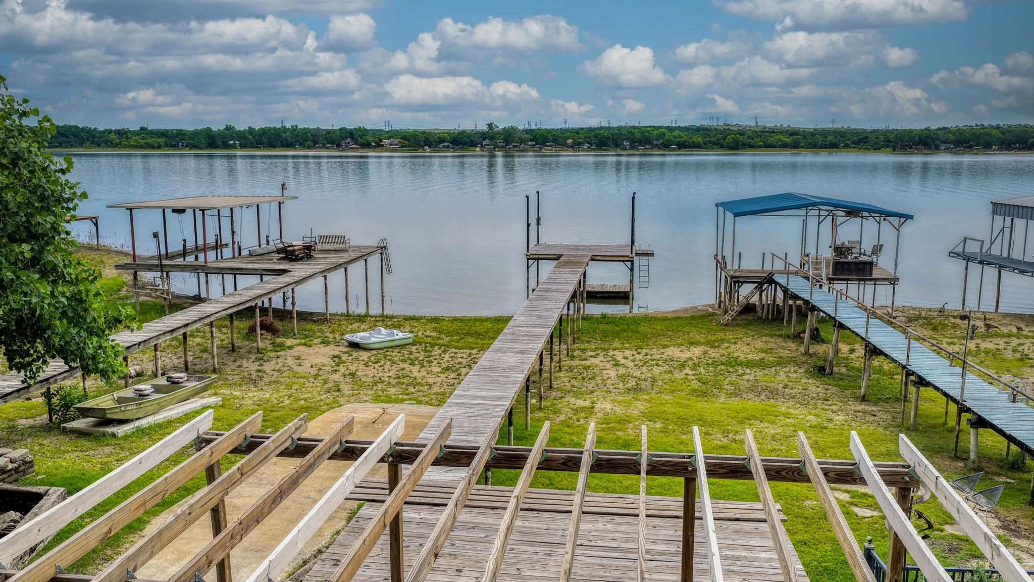 Single Family Residence For Sale in Parker County , 1028 W Lake Drive, Weatherford, Texas 76087, 1 Bedroom, 1 Bathroom, Garage spaces, 576 Sqft, built in 0, mls#21284147, Real Estate Agent in Weatherford, Homes For Sale in Parker county, Homes For Sale in Weatherford, Realtor in Weatherford Texas, Real Estate Brokerage Independent Realty Texas, Luminita Cordes Realtor