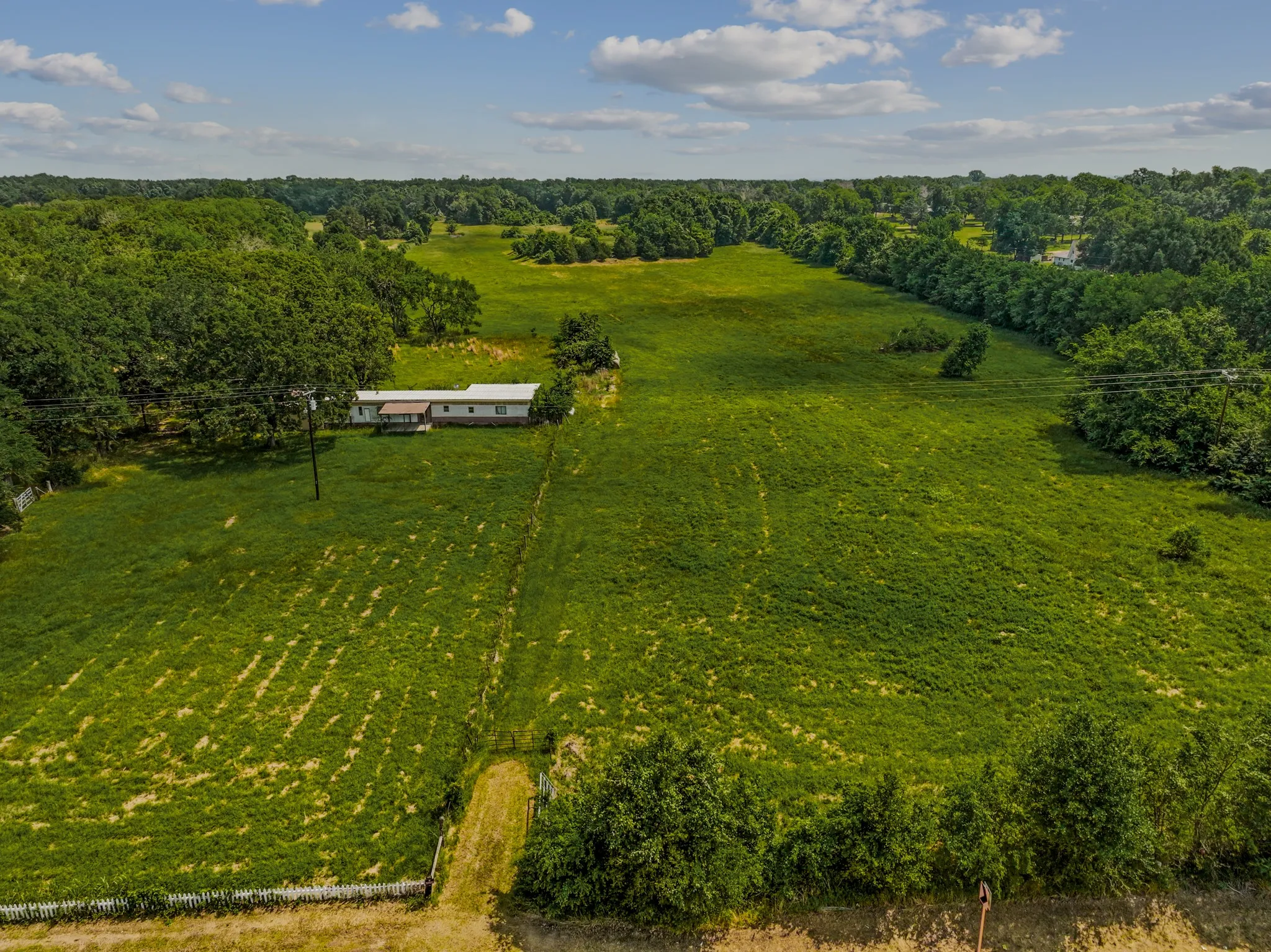 Unimproved Land For Sale in Kaufman County , 10398 Fm 429, Kaufman, Texas 75142, 0, 0, Garage spaces, 0 Sqft, built in 1980, mls#21278256, Real Estate Agent in Kaufman, Homes For Sale in Kaufman county, Homes For Sale in Kaufman, Realtor in Kaufman Texas, Real Estate Brokerage Independent Realty Texas, Luminita Cordes Realtor