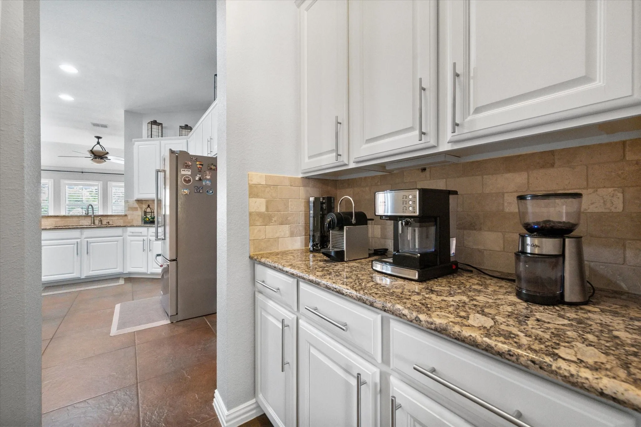 Single Family Residence For Sale in Tarrant County , 905 Killian Drive, Mansfield, Texas 76063, 4 Bedroom, 2 Bathroom, 2 Garage spaces, 2,764 Sqft, built in 2007, mls#21282278, Real Estate Agent in Mansfield, Homes For Sale in Tarrant county, Homes For Sale in Mansfield, Realtor in Mansfield Texas, Real Estate Brokerage Independent Realty Texas, Luminita Cordes Realtor
