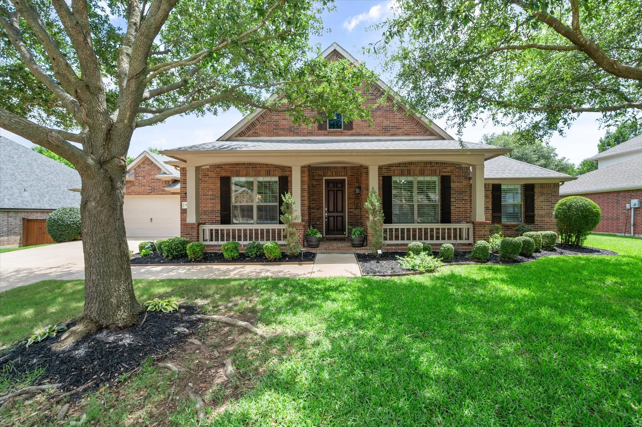 Single Family Residence For Sale in Tarrant County , 905 Killian Drive, Mansfield, Texas 76063, 4 Bedroom, 2 Bathroom, 2 Garage spaces, 2,764 Sqft, built in 2007, mls#21282278, Real Estate Agent in Mansfield, Homes For Sale in Tarrant county, Homes For Sale in Mansfield, Realtor in Mansfield Texas, Real Estate Brokerage Independent Realty Texas, Luminita Cordes Realtor