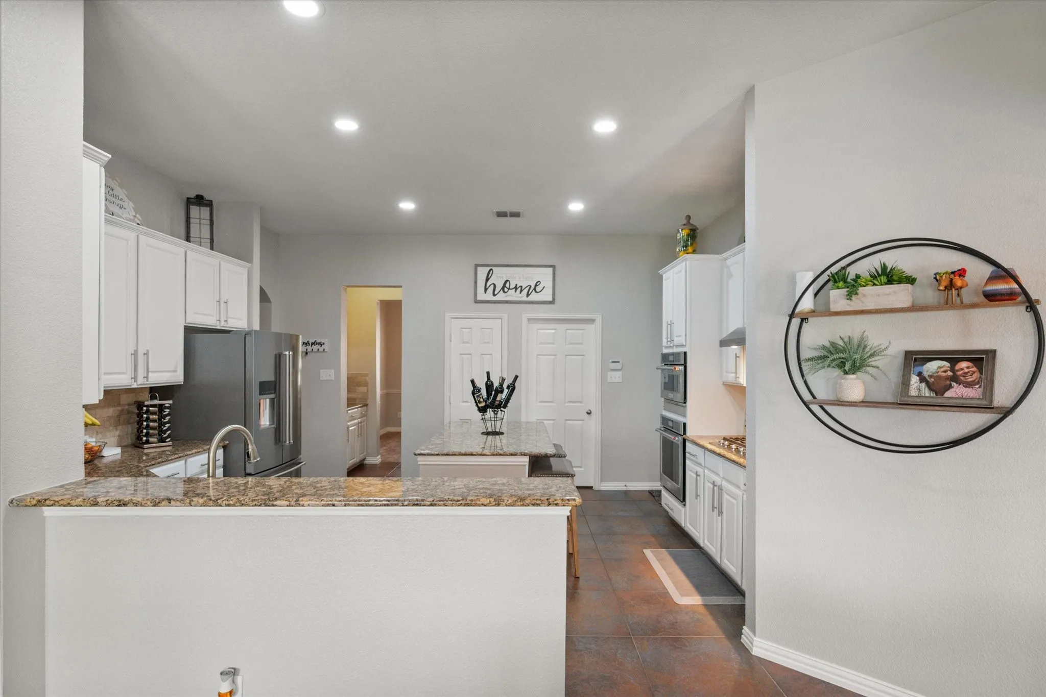 Single Family Residence For Sale in Tarrant County , 905 Killian Drive, Mansfield, Texas 76063, 4 Bedroom, 2 Bathroom, 2 Garage spaces, 2,764 Sqft, built in 2007, mls#21282278, Real Estate Agent in Mansfield, Homes For Sale in Tarrant county, Homes For Sale in Mansfield, Realtor in Mansfield Texas, Real Estate Brokerage Independent Realty Texas, Luminita Cordes Realtor