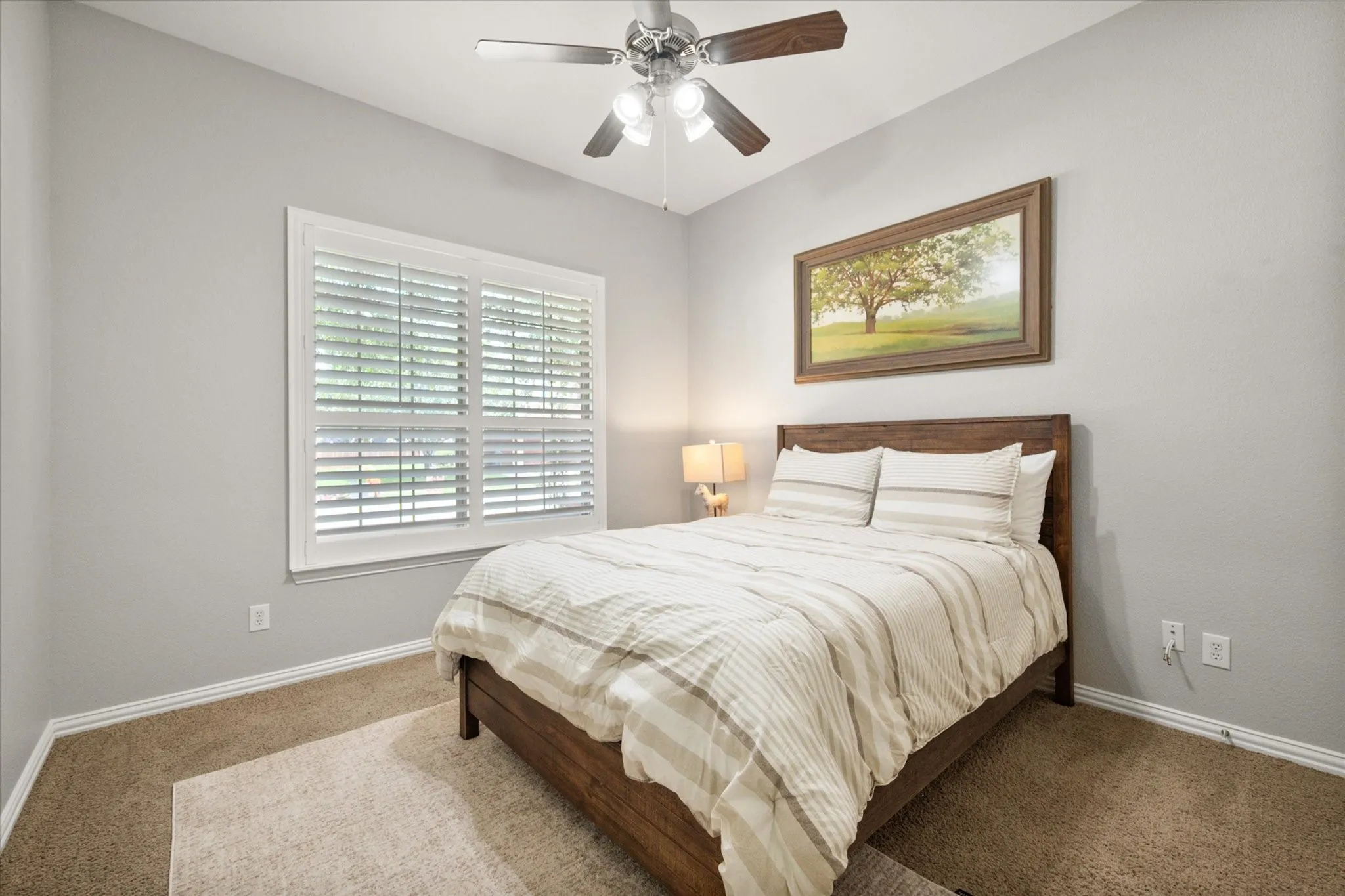 Single Family Residence For Sale in Tarrant County , 905 Killian Drive, Mansfield, Texas 76063, 4 Bedroom, 2 Bathroom, 2 Garage spaces, 2,764 Sqft, built in 2007, mls#21282278, Real Estate Agent in Mansfield, Homes For Sale in Tarrant county, Homes For Sale in Mansfield, Realtor in Mansfield Texas, Real Estate Brokerage Independent Realty Texas, Luminita Cordes Realtor