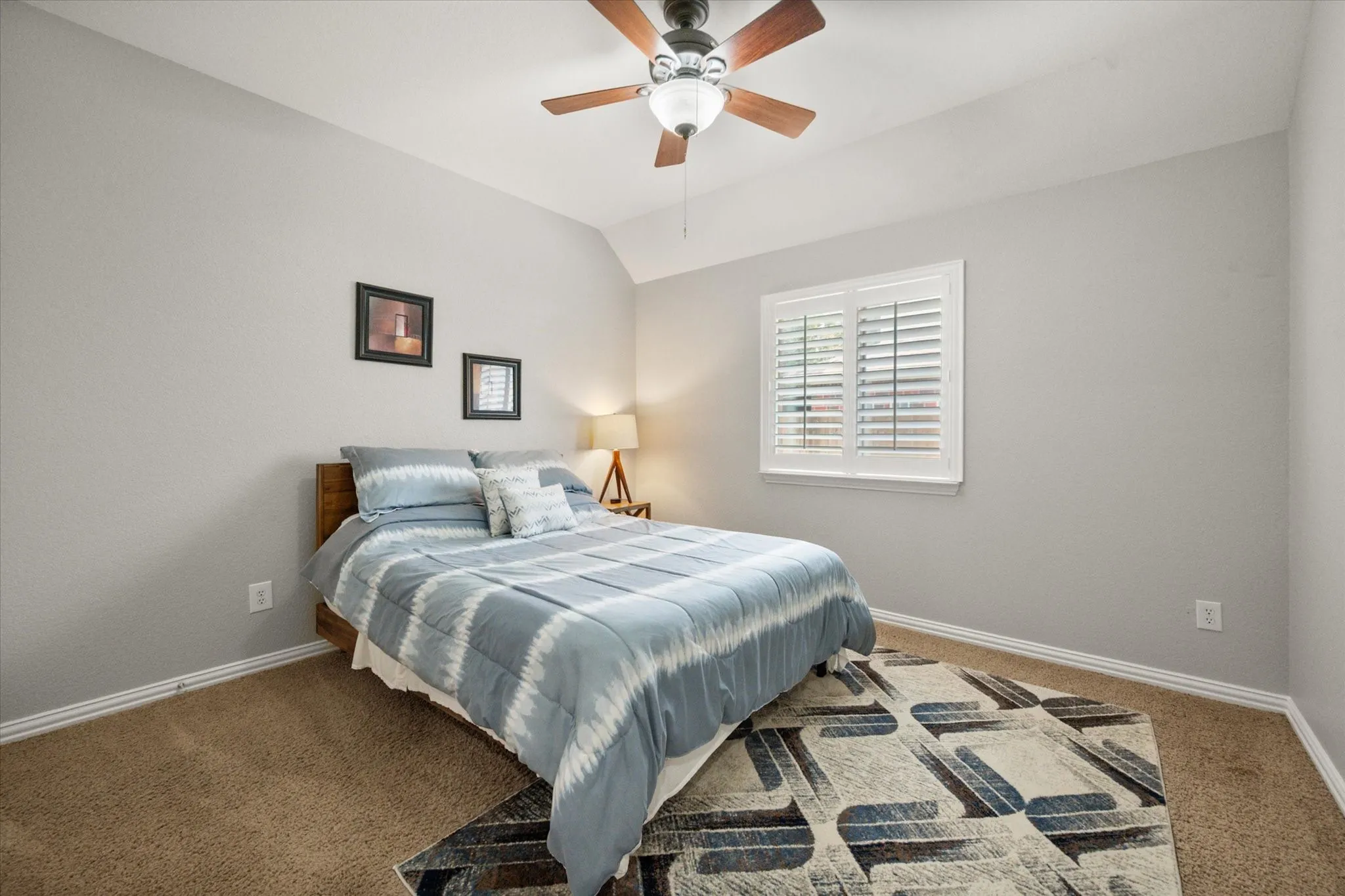 Single Family Residence For Sale in Tarrant County , 905 Killian Drive, Mansfield, Texas 76063, 4 Bedroom, 2 Bathroom, 2 Garage spaces, 2,764 Sqft, built in 2007, mls#21282278, Real Estate Agent in Mansfield, Homes For Sale in Tarrant county, Homes For Sale in Mansfield, Realtor in Mansfield Texas, Real Estate Brokerage Independent Realty Texas, Luminita Cordes Realtor
