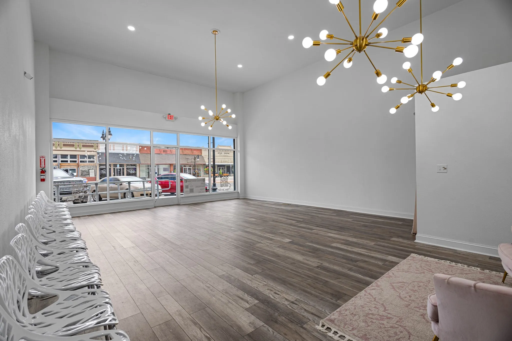 Retail For Rent in Grayson County , 110 E Main Street, Whitesboro, Texas 76273, 0, 0, Garage spaces, 3,600 Sqft, built in 0, mls#21281335, Real Estate Agent in Whitesboro, Homes For Rent in Grayson county, Homes For Rent in Whitesboro, Realtor in Whitesboro Texas, Real Estate Brokerage Independent Realty Texas, Luminita Cordes Realtor