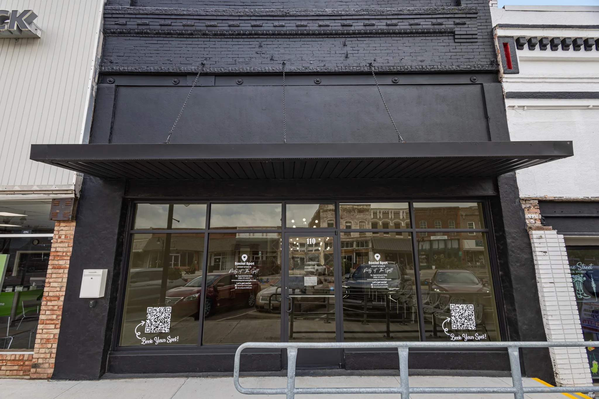 Retail For Rent in Grayson County , 110 E Main Street, Whitesboro, Texas 76273, 0, 0, Garage spaces, 3,600 Sqft, built in 0, mls#21281335, Real Estate Agent in Whitesboro, Homes For Rent in Grayson county, Homes For Rent in Whitesboro, Realtor in Whitesboro Texas, Real Estate Brokerage Independent Realty Texas, Luminita Cordes Realtor