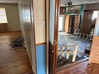 Single Family Residence For Sale in Dallas County , 204 Sesame Drive, Mesquite, Texas 75149, 3 Bedroom, 2 Bathroom, Garage spaces, 1,310 Sqft, built in 1966, mls#21284212, Real Estate Agent in Mesquite, Homes For Sale in Dallas county, Homes For Sale in Mesquite, Realtor in Mesquite Texas, Real Estate Brokerage Independent Realty Texas, Luminita Cordes Realtor