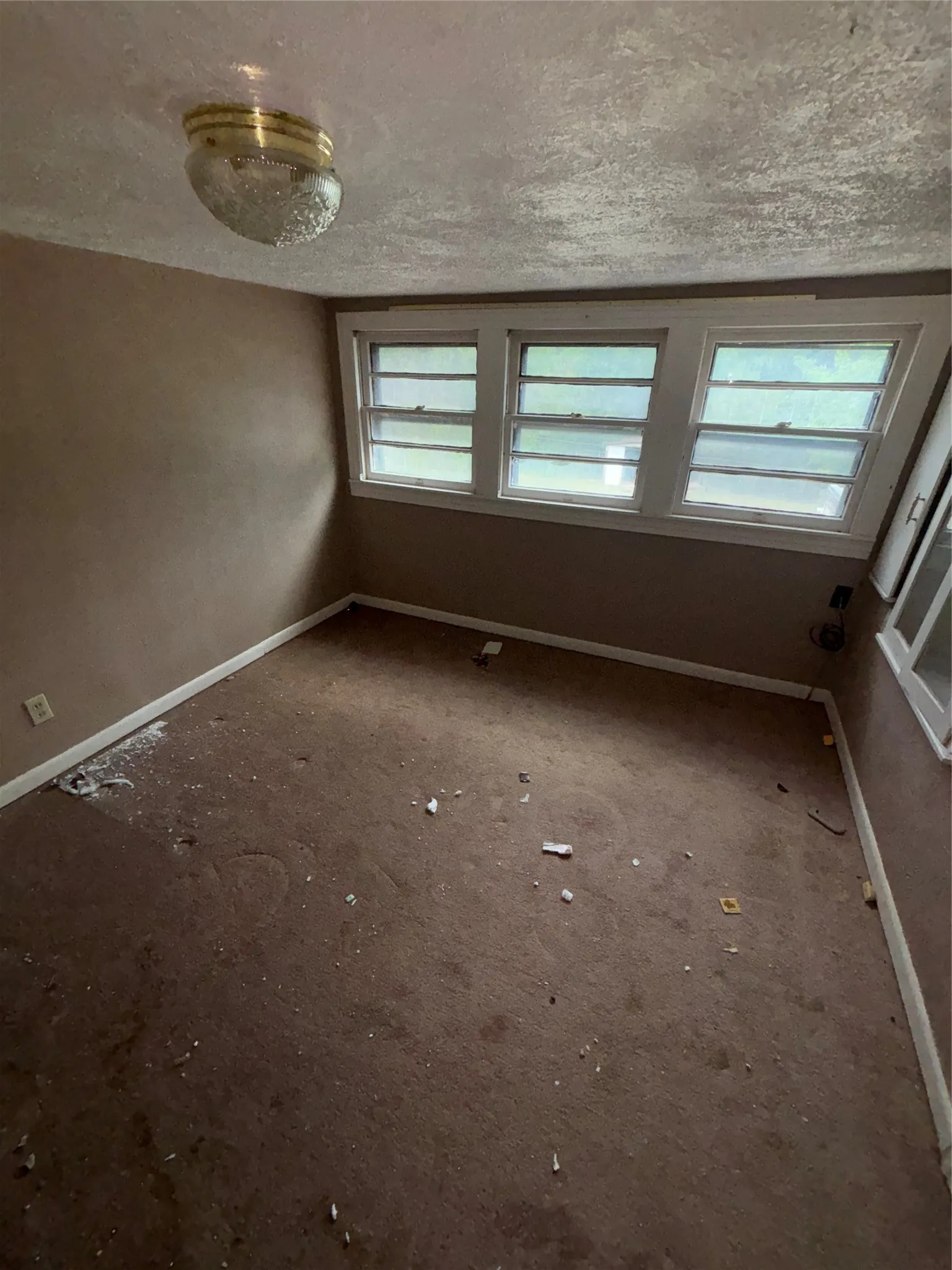 Single Family Residence For Sale in Taylor County , 3609 Erie Street, Abilene, Texas 79605, 5 Bedroom, 3 Bathroom, Garage spaces, 2,340 Sqft, built in 1952, mls#21284217, Real Estate Agent in Abilene, Homes For Sale in Taylor county, Homes For Sale in Abilene, Realtor in Abilene Texas, Real Estate Brokerage Independent Realty Texas, Luminita Cordes Realtor