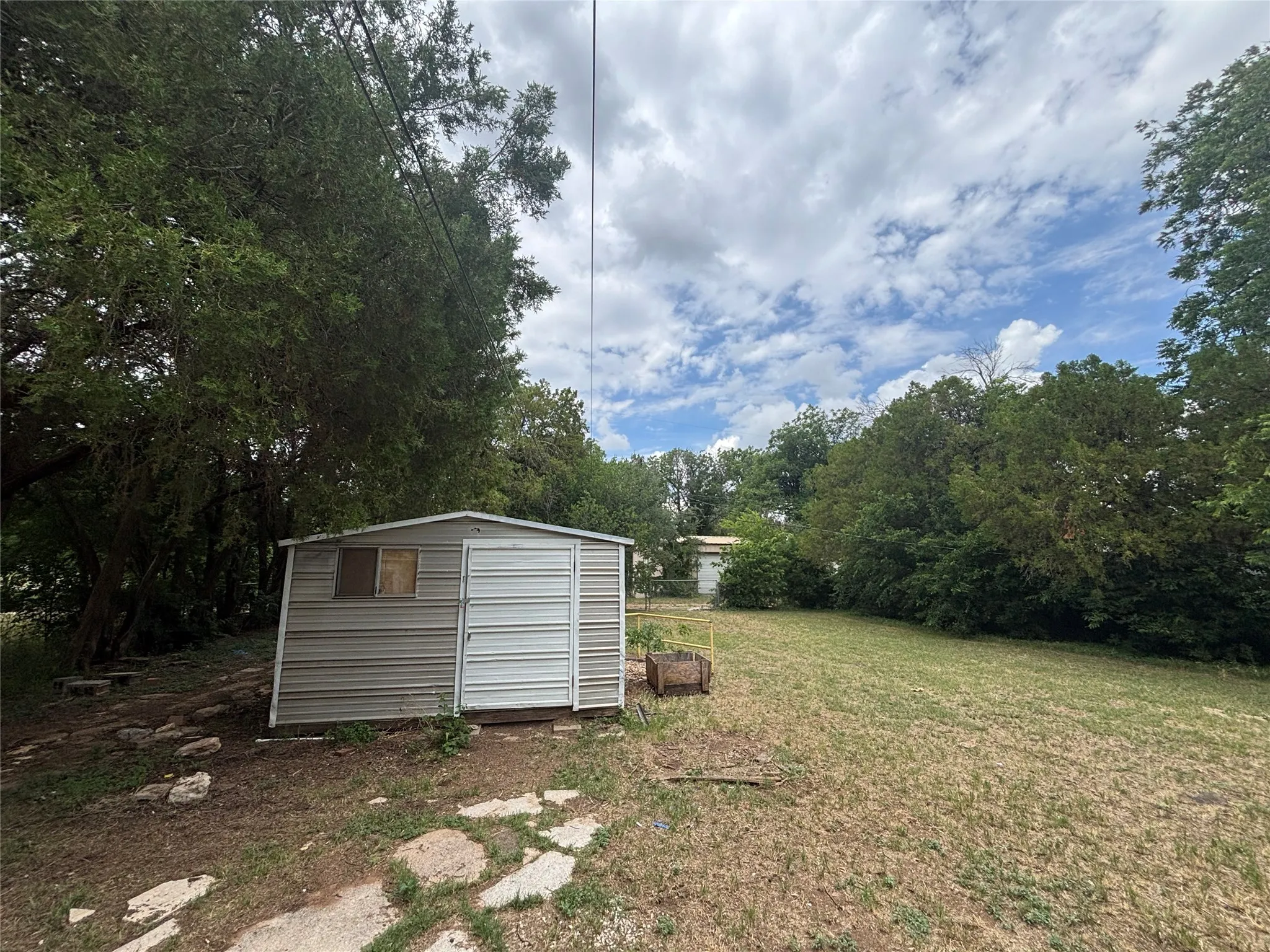 Single Family Residence For Sale in Taylor County , 3609 Erie Street, Abilene, Texas 79605, 5 Bedroom, 3 Bathroom, Garage spaces, 2,340 Sqft, built in 1952, mls#21284217, Real Estate Agent in Abilene, Homes For Sale in Taylor county, Homes For Sale in Abilene, Realtor in Abilene Texas, Real Estate Brokerage Independent Realty Texas, Luminita Cordes Realtor