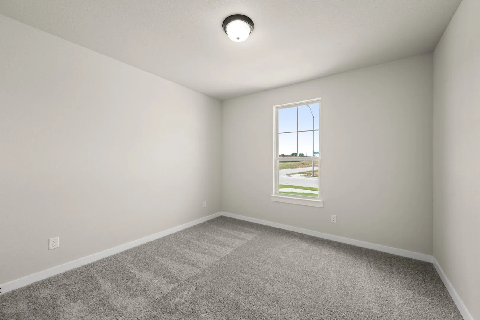 8_6900 Deadwood- Bedroom-1