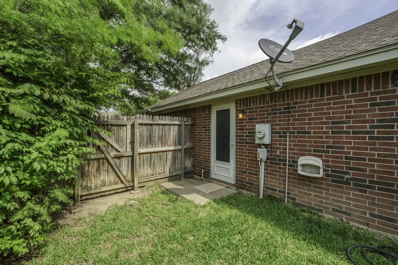 Convenient access to back yard from garage