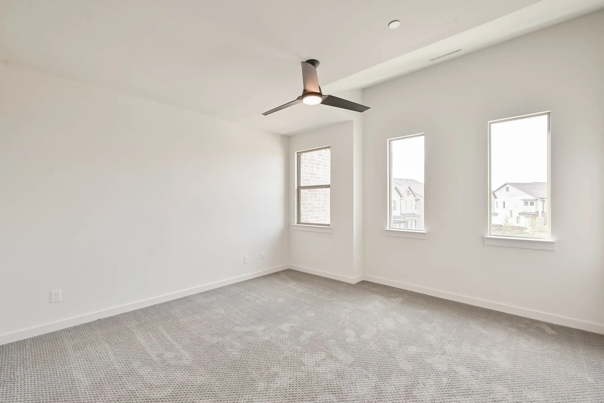Townhouse For Sale in Dallas County , 2620 La Cala Drive, Grand Prairie, Texas 75054, 2 Bedroom, 3 Bathroom, 2 Garage spaces, 1,422 Sqft, built in 2021, mls#21283967, Real Estate Agent in Grand Prairie, Homes For Sale in Dallas county, Homes For Sale in Grand Prairie, Realtor in Grand Prairie Texas, Real Estate Brokerage Independent Realty Texas, Luminita Cordes Realtor