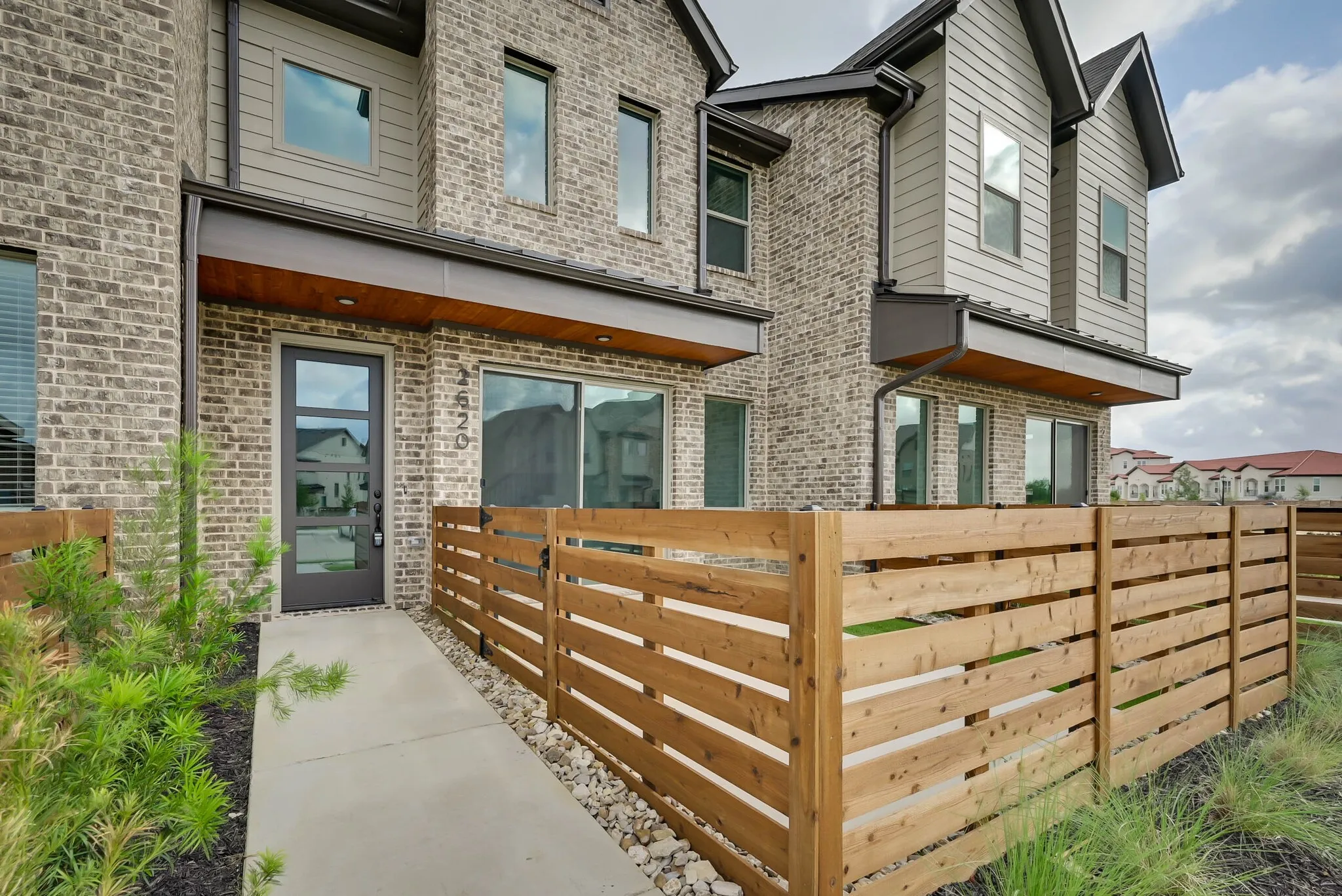 Townhouse For Sale in Dallas County , 2620 La Cala Drive, Grand Prairie, Texas 75054, 2 Bedroom, 3 Bathroom, 2 Garage spaces, 1,422 Sqft, built in 2021, mls#21283967, Real Estate Agent in Grand Prairie, Homes For Sale in Dallas county, Homes For Sale in Grand Prairie, Realtor in Grand Prairie Texas, Real Estate Brokerage Independent Realty Texas, Luminita Cordes Realtor
