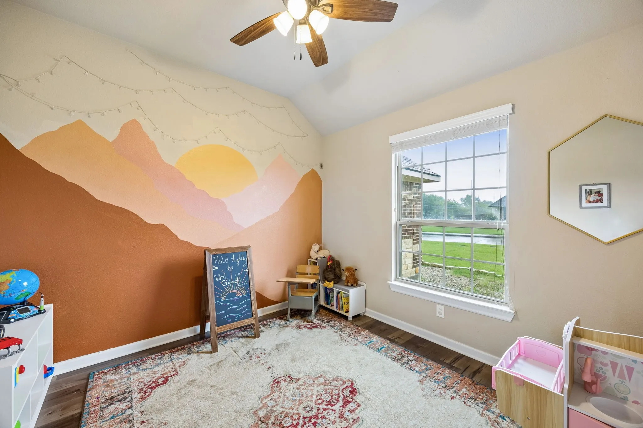 Single Family Residence For Sale in Hunt County , 2509 Hollon Drive, Caddo Mills, Texas 75135, 3 Bedroom, 2 Bathroom, 2 Garage spaces, 1,709 Sqft, built in 2017, mls#21283527, Real Estate Agent in Caddo Mills, Homes For Sale in Hunt county, Homes For Sale in Caddo Mills, Realtor in Caddo Mills Texas, Real Estate Brokerage Independent Realty Texas, Luminita Cordes Realtor