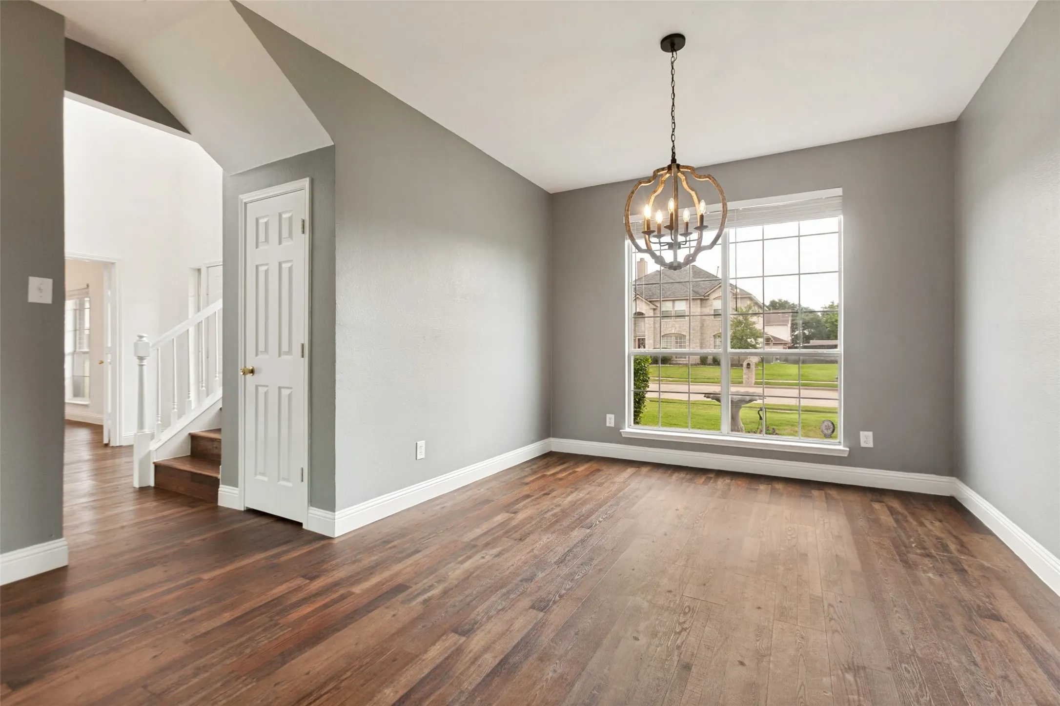Single Family Residence For Sale in Collin County , 1209 Wilshire Court, Allen, Texas 75002, 5 Bedroom, 3 Bathroom, 2 Garage spaces, 2,233 Sqft, built in 1998, Price $495,000, mls#21278579, Real Estate Agent in Allen, Homes For Sale in Collin county, Homes For Sale in Allen, Realtor in Allen Texas, Real Estate Brokerage Independent Realty Texas, Luminita Cordes Realtor