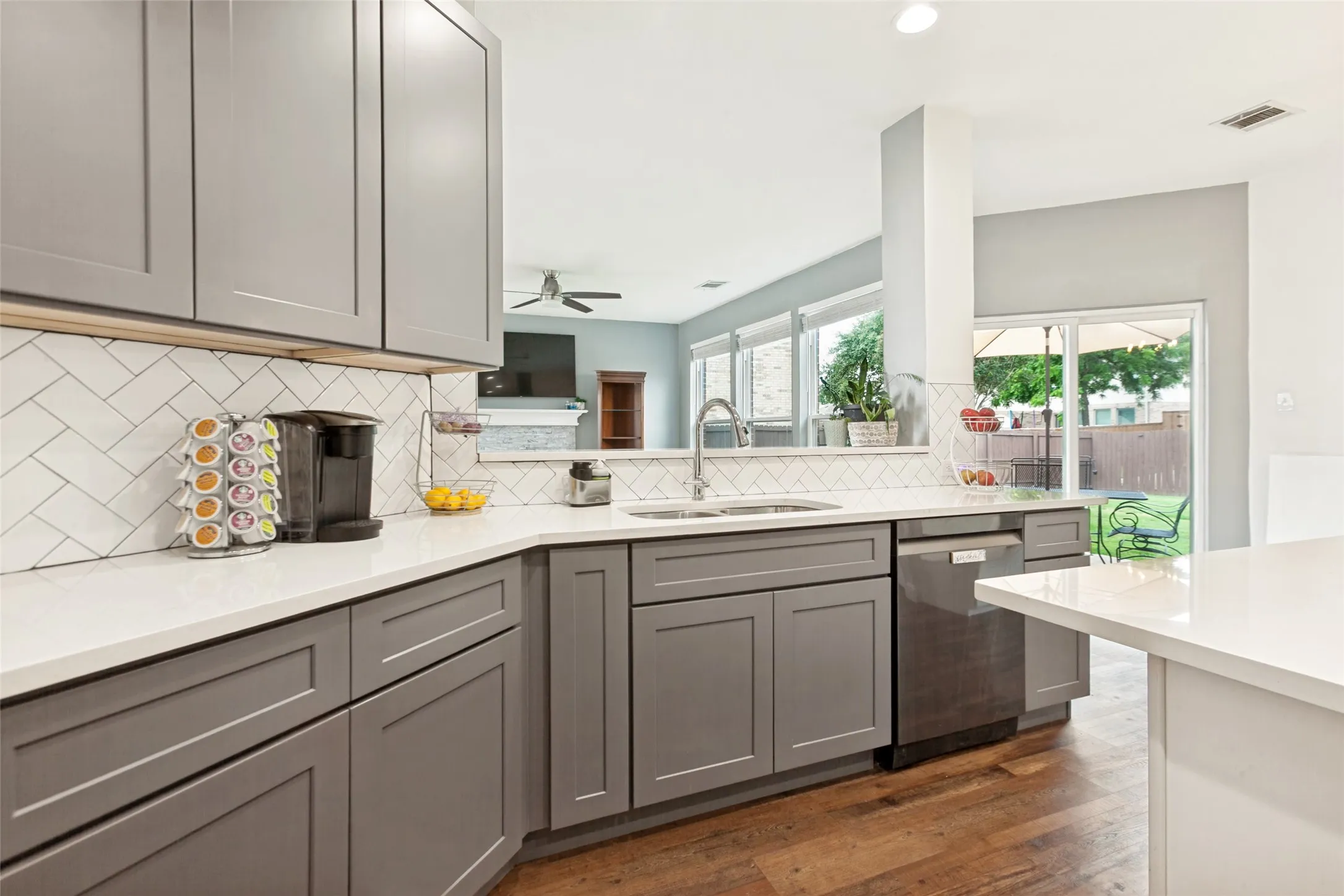 Single Family Residence For Sale in Collin County , 1209 Wilshire Court, Allen, Texas 75002, 5 Bedroom, 3 Bathroom, 2 Garage spaces, 2,233 Sqft, built in 1998, Price $495,000, mls#21278579, Real Estate Agent in Allen, Homes For Sale in Collin county, Homes For Sale in Allen, Realtor in Allen Texas, Real Estate Brokerage Independent Realty Texas, Luminita Cordes Realtor
