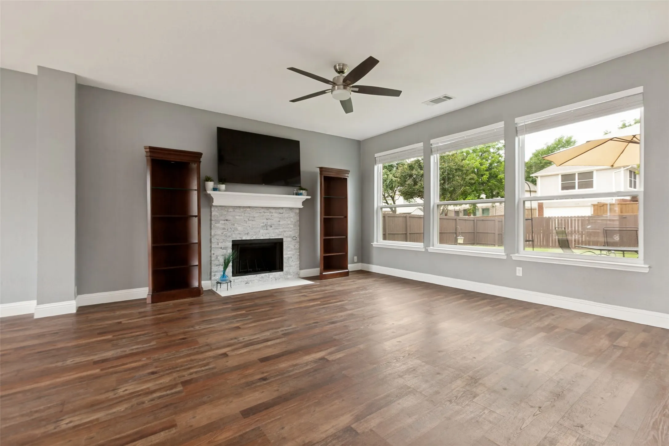 Single Family Residence For Sale in Collin County , 1209 Wilshire Court, Allen, Texas 75002, 5 Bedroom, 3 Bathroom, 2 Garage spaces, 2,233 Sqft, built in 1998, Price $495,000, mls#21278579, Real Estate Agent in Allen, Homes For Sale in Collin county, Homes For Sale in Allen, Realtor in Allen Texas, Real Estate Brokerage Independent Realty Texas, Luminita Cordes Realtor