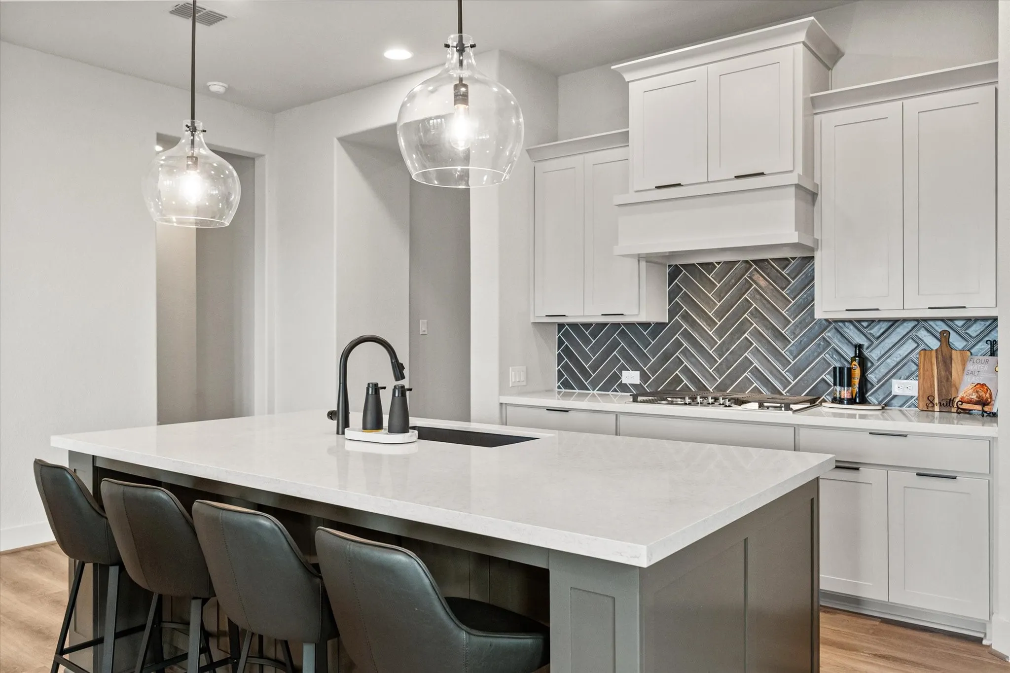 Single Family Residence For Sale in Wise County , 121 Tierra Blanca Lane, Rhome, Texas 76078, 4 Bedroom, 3 Bathroom, 2 Garage spaces, 2,504 Sqft, built in 2024, mls#21282205, Real Estate Agent in Rhome, Homes For Sale in Wise county, Homes For Sale in Rhome, Realtor in Rhome Texas, Real Estate Brokerage Independent Realty Texas, Luminita Cordes Realtor