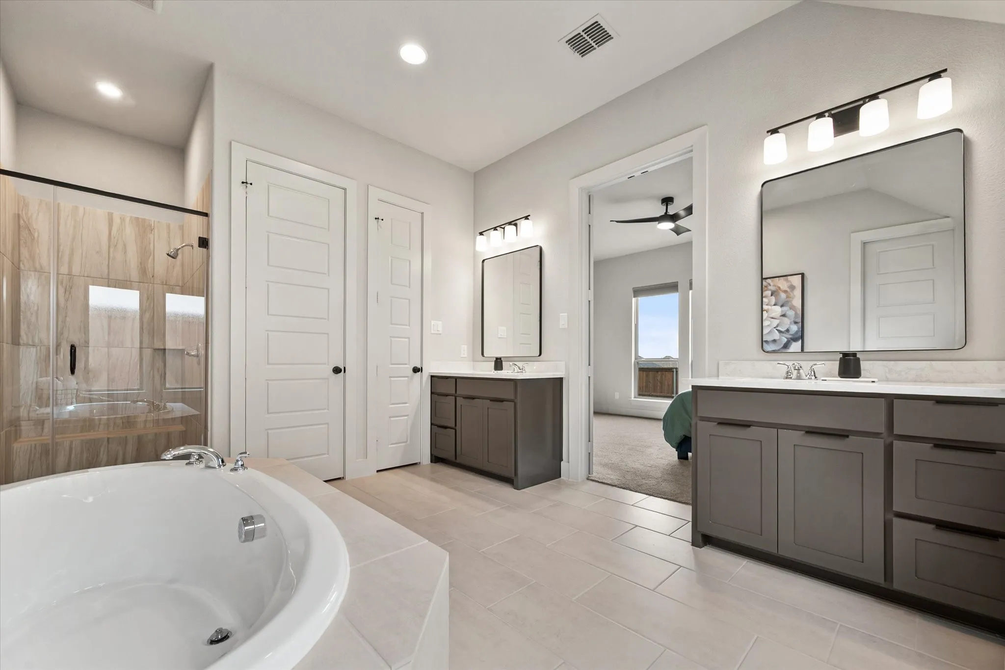 Single Family Residence For Sale in Wise County , 121 Tierra Blanca Lane, Rhome, Texas 76078, 4 Bedroom, 3 Bathroom, 2 Garage spaces, 2,504 Sqft, built in 2024, mls#21282205, Real Estate Agent in Rhome, Homes For Sale in Wise county, Homes For Sale in Rhome, Realtor in Rhome Texas, Real Estate Brokerage Independent Realty Texas, Luminita Cordes Realtor