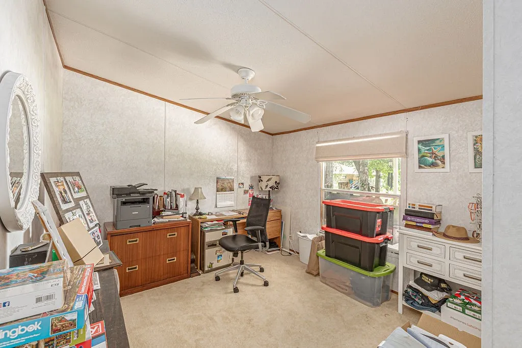 Single Family Residence For Sale in Henderson County , 210 Victor Court, Trinidad, Texas 75163, 3 Bedroom, 2 Bathroom, 4 Garage spaces, 1,568 Sqft, built in 2003, mls#21284260, Real Estate Agent in Trinidad, Homes For Sale in Henderson county, Homes For Sale in Trinidad, Realtor in Trinidad Texas, Real Estate Brokerage Independent Realty Texas, Luminita Cordes Realtor