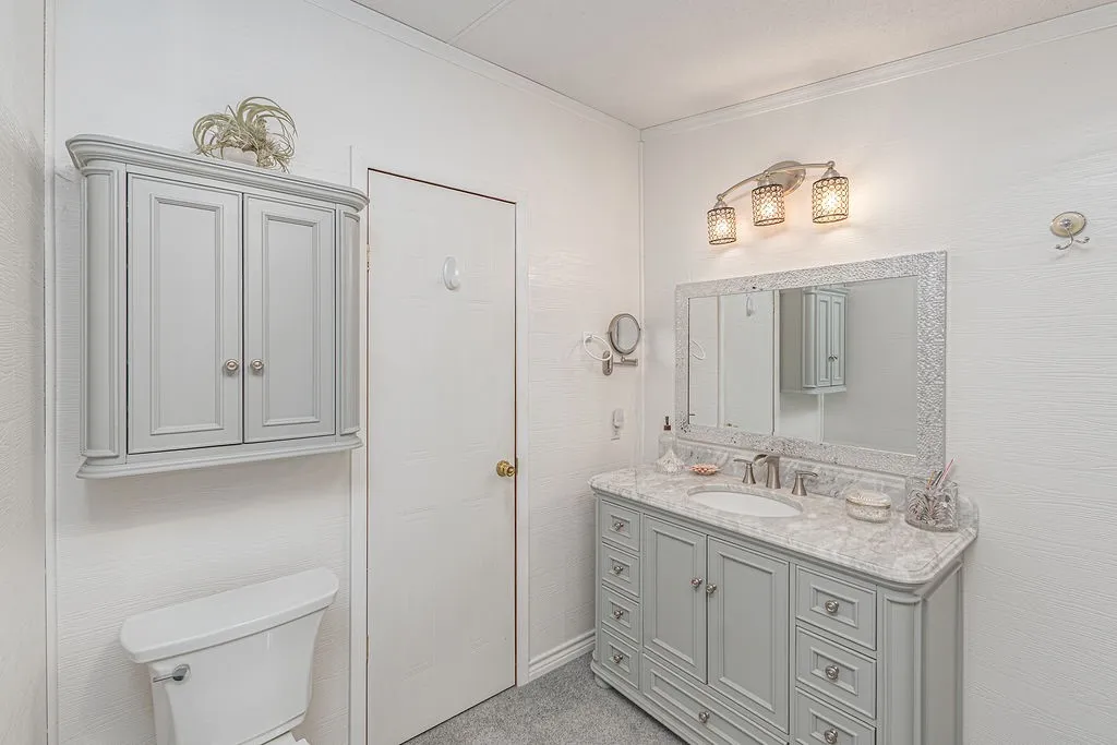 Single Family Residence For Sale in Henderson County , 210 Victor Court, Trinidad, Texas 75163, 3 Bedroom, 2 Bathroom, 4 Garage spaces, 1,568 Sqft, built in 2003, mls#21284260, Real Estate Agent in Trinidad, Homes For Sale in Henderson county, Homes For Sale in Trinidad, Realtor in Trinidad Texas, Real Estate Brokerage Independent Realty Texas, Luminita Cordes Realtor