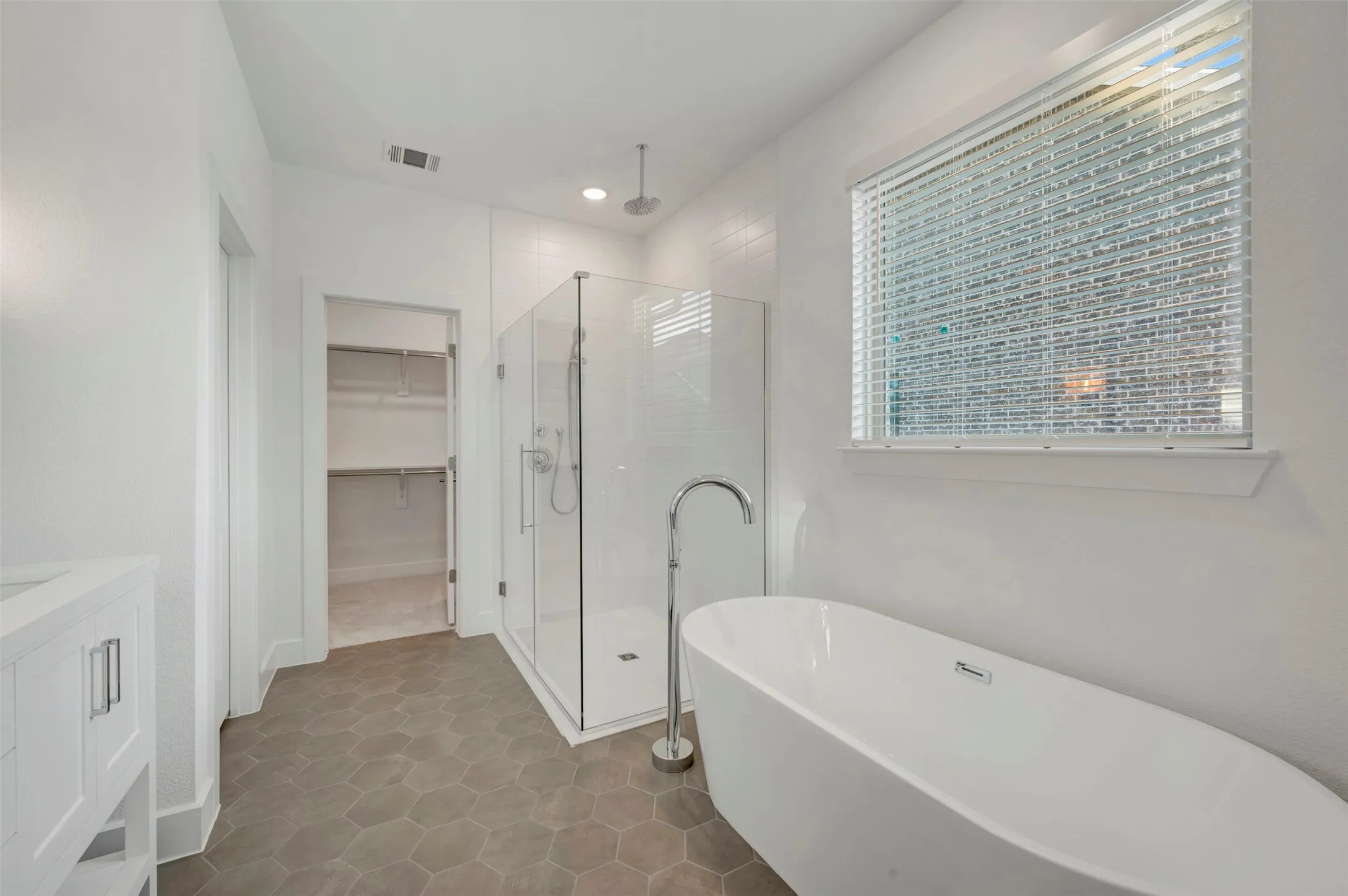 Single Family Residence For Sale in Denton County , 1014 Birkdale Drive, Justin, Texas 76247, 4 Bedroom, 4 Bathroom, 2 Garage spaces, 3,165 Sqft, built in 2026, mls#21284265, Real Estate Agent in Justin, Homes For Sale in Denton county, Homes For Sale in Justin, Realtor in Justin Texas, Real Estate Brokerage Independent Realty Texas, Luminita Cordes Realtor