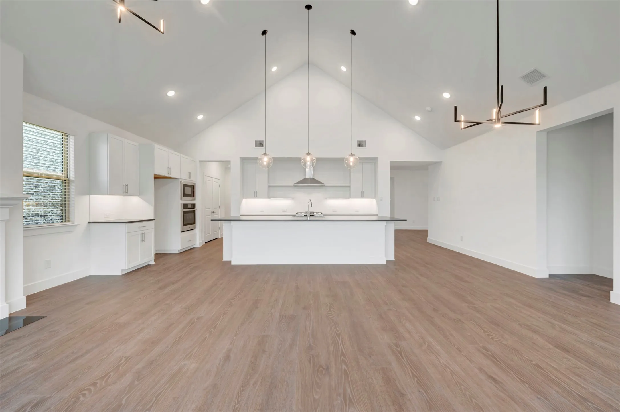 Single Family Residence For Sale in Denton County , 1014 Birkdale Drive, Justin, Texas 76247, 4 Bedroom, 4 Bathroom, 2 Garage spaces, 3,165 Sqft, built in 2026, mls#21284265, Real Estate Agent in Justin, Homes For Sale in Denton county, Homes For Sale in Justin, Realtor in Justin Texas, Real Estate Brokerage Independent Realty Texas, Luminita Cordes Realtor