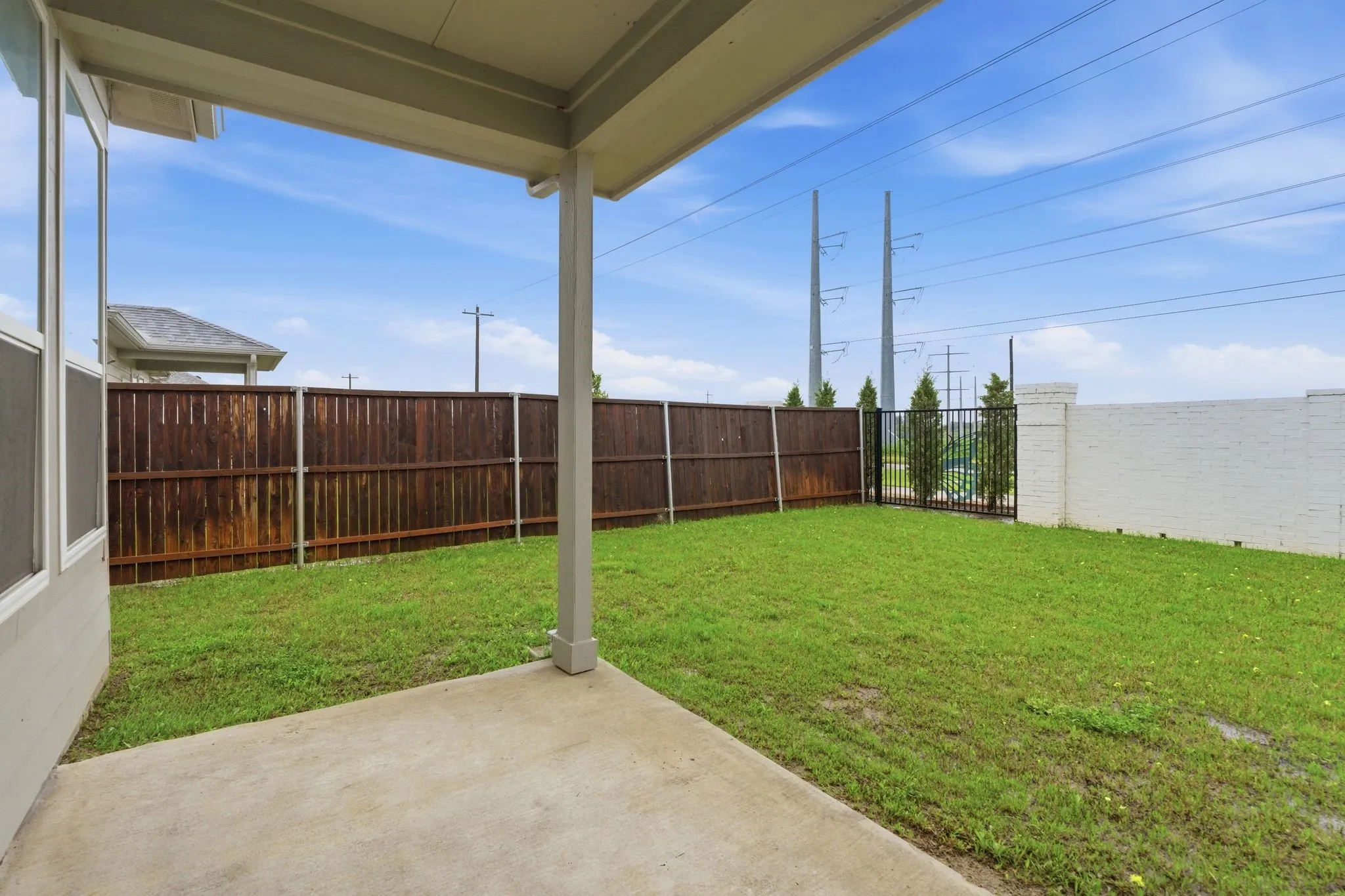 Single Family Residence For Rent in Collin County , 612 Rain Barrel Place, Weston, Texas 75009, 4 Bedrooms, 3 Bathrooms, 2 Garage spaces, 2,271 Sqft, built in 2022, Price $2,150, mls#21284145, Real Estate Agent in Weston, Homes For Rent in Collin county, Homes For Rent in Weston, Realtor in Weston Texas, Real Estate Brokerage Independent Realty Texas, Luminita Cordes Realtor