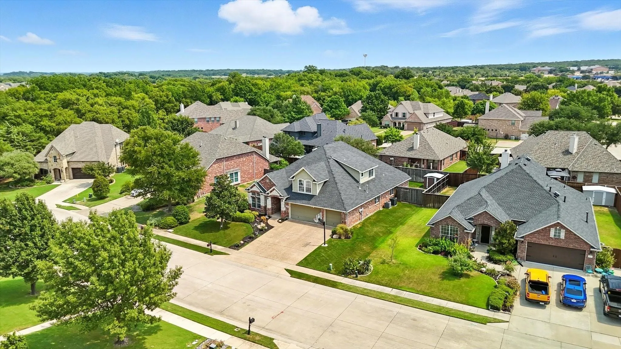 Single Family Residence For Sale in Denton County , 308 Sandy Cove, Argyle, Texas 76226, 4 Bedroom, 3 Bathroom, 3 Garage spaces, 3,188 Sqft, built in 2005, mls#21277426, Real Estate Agent in Argyle, Homes For Sale in Denton county, Homes For Sale in Argyle, Realtor in Argyle Texas, Real Estate Brokerage Independent Realty Texas, Luminita Cordes Realtor