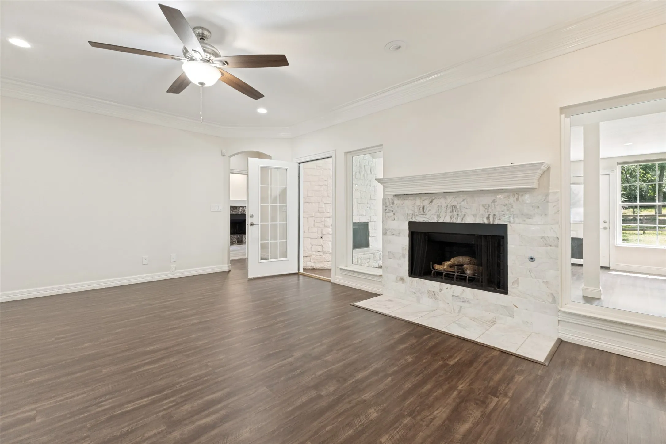 Such a beautiful room to relax and entertain in.