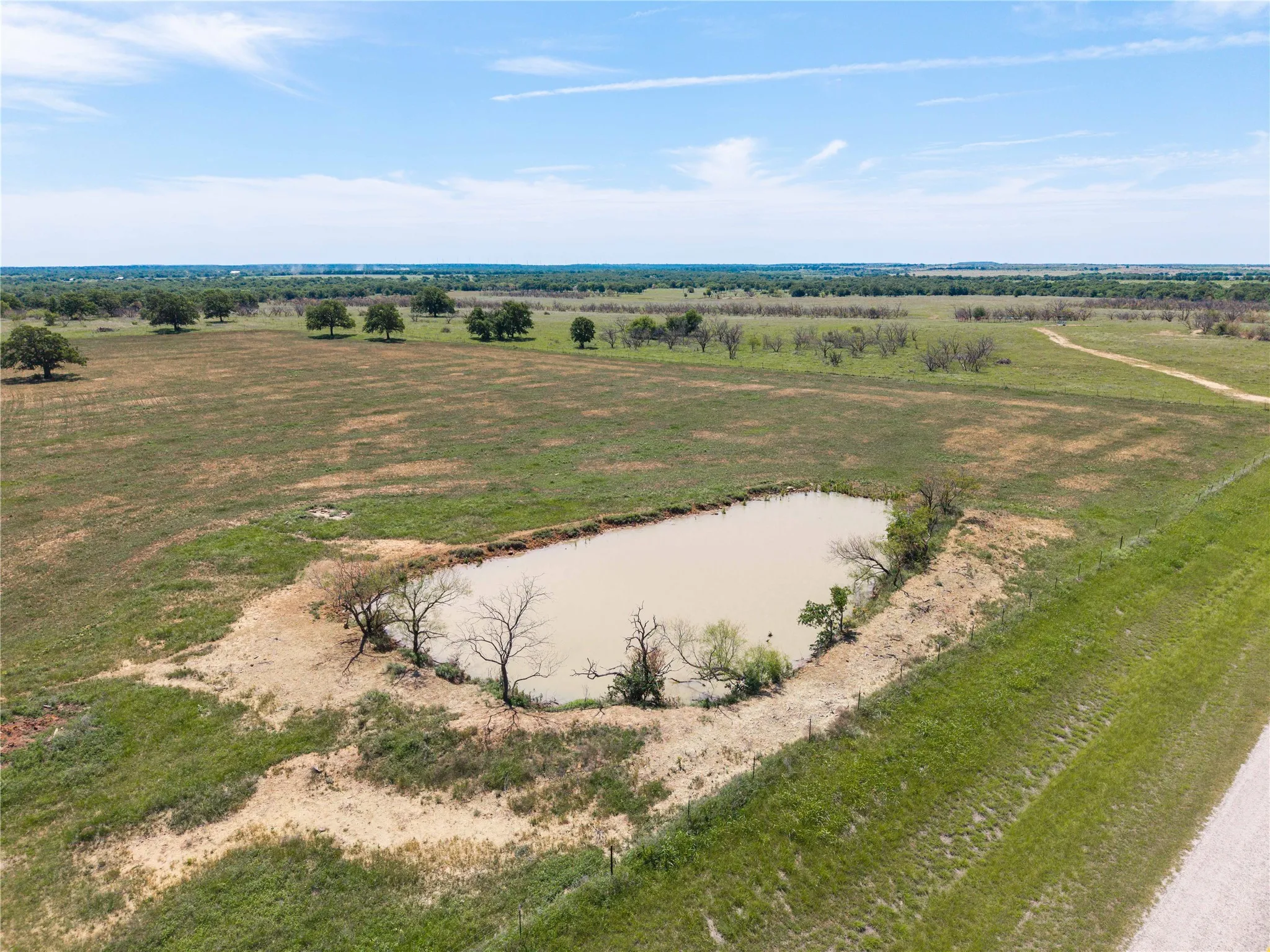 Single Family Residence For Sale in Young County , 7582 Fm 2652, Loving, Texas 76460, 1 Bedroom, 1 Bathroom, Garage spaces, 392 Sqft, built in 2018, Price $1,227,000, mls#21284018, Real Estate Agent in Loving, Homes For Sale in Young county, Homes For Sale in Loving, Realtor in Loving Texas, Real Estate Brokerage Independent Realty Texas, Luminita Cordes Realtor
