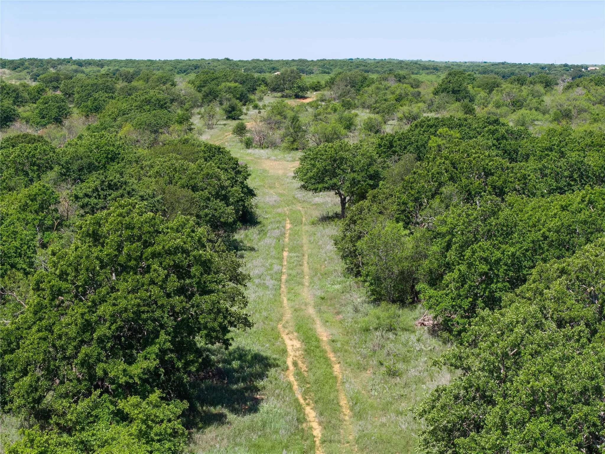 Single Family Residence For Sale in Young County , 7582 Fm 2652, Loving, Texas 76460, 1 Bedroom, 1 Bathroom, Garage spaces, 392 Sqft, built in 2018, Price $1,227,000, mls#21284018, Real Estate Agent in Loving, Homes For Sale in Young county, Homes For Sale in Loving, Realtor in Loving Texas, Real Estate Brokerage Independent Realty Texas, Luminita Cordes Realtor