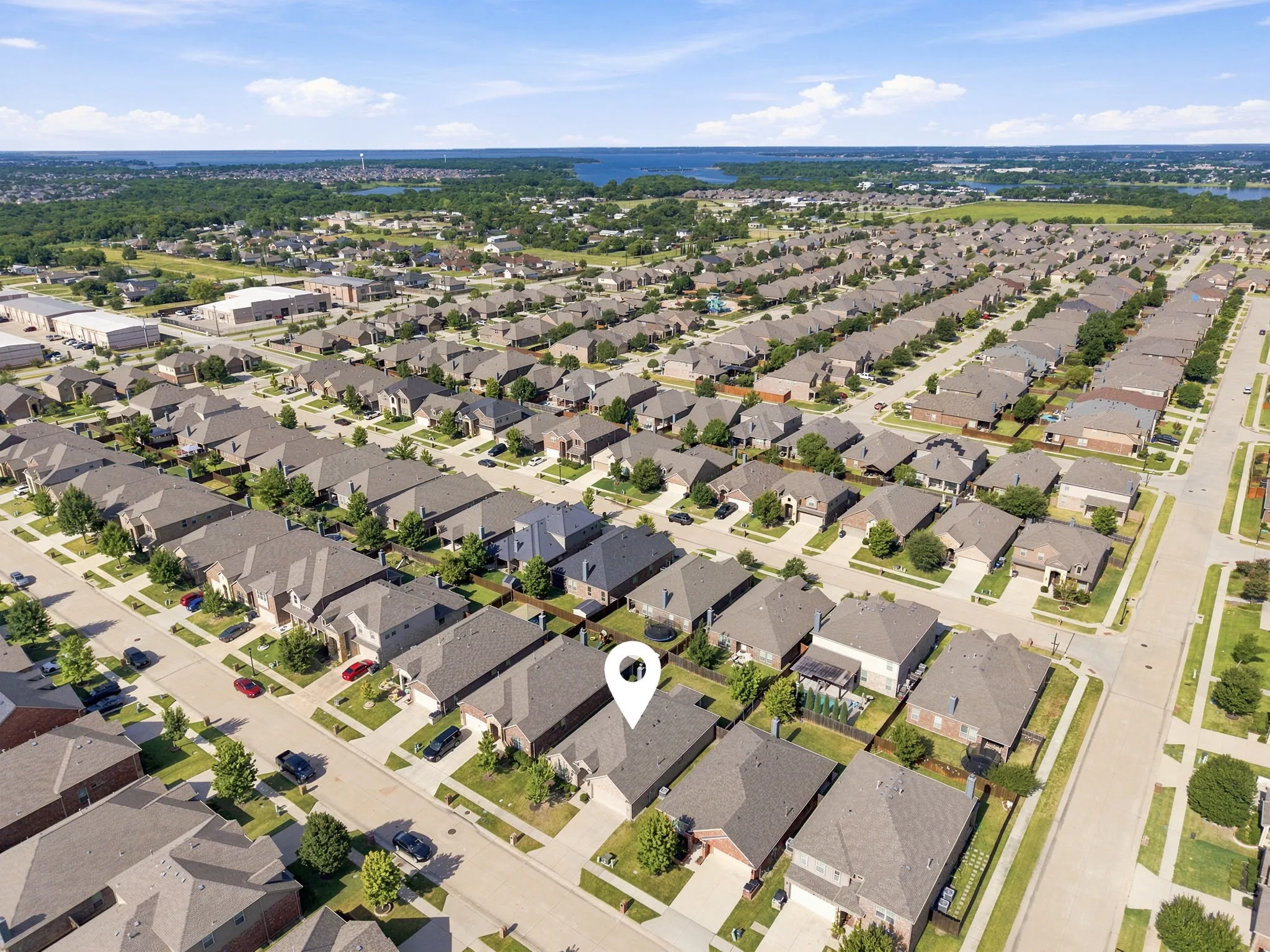 Larger view of the neighborhood.