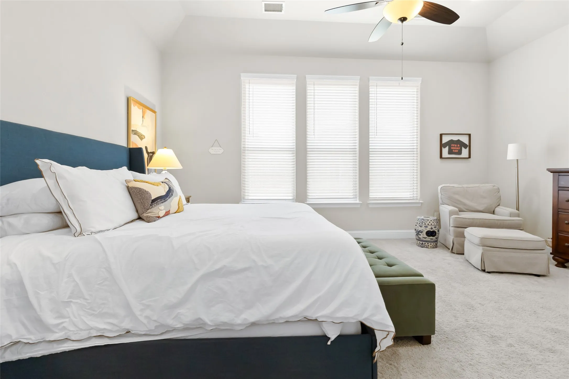 Single Family Residence For Sale in Collin County , 1812 Scotney Court, Celina, Texas 75009, 5 Bedroom, 5 Bathroom, 3 Garage spaces, 3,755 Sqft, built in 2021, mls#21283984, Real Estate Agent in Celina, Homes For Sale in Collin county, Homes For Sale in Celina, Realtor in Celina Texas, Real Estate Brokerage Independent Realty Texas, Luminita Cordes Realtor