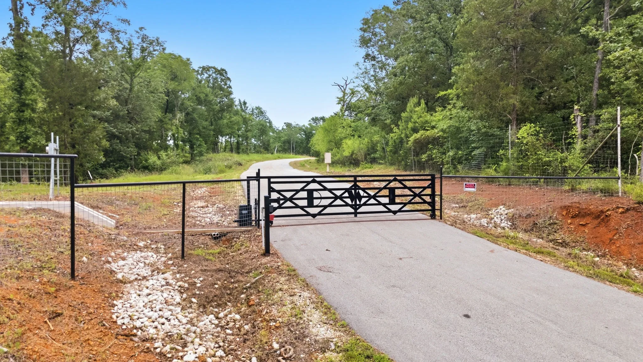 Unimproved Land For Sale in Anderson County , TBD Private Road 5150, Palestine, Texas 75801, 0, 0, Garage spaces, 0 Sqft, built in 0, Price $250,000, mls#21275314, Real Estate Agent in Palestine, Homes For Sale in Anderson county, Homes For Sale in Palestine, Realtor in Palestine Texas, Real Estate Brokerage Independent Realty Texas, Luminita Cordes Realtor
