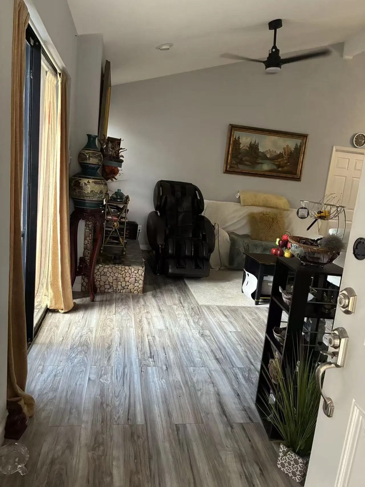 Condominium For Sale in Dallas County , 4227 Cuesta Drive AT, Irving, Texas 75038, 2 Bedroom, 2 Bathroom, 2 Garage spaces, 1,208 Sqft, built in 1981, mls#21252699, Real Estate Agent in Irving, Homes For Sale in Dallas county, Homes For Sale in Irving, Realtor in Irving Texas, Real Estate Brokerage Independent Realty Texas, Luminita Cordes Realtor