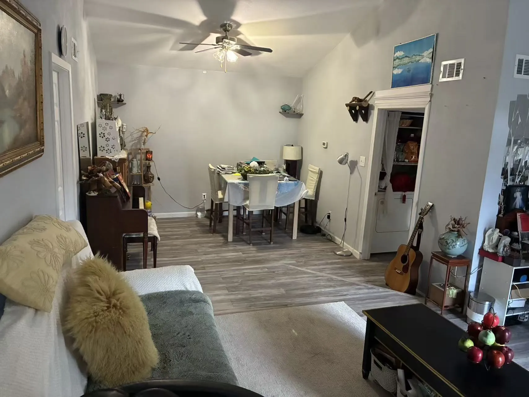 Condominium For Sale in Dallas County , 4227 Cuesta Drive AT, Irving, Texas 75038, 2 Bedroom, 2 Bathroom, 2 Garage spaces, 1,208 Sqft, built in 1981, mls#21252699, Real Estate Agent in Irving, Homes For Sale in Dallas county, Homes For Sale in Irving, Realtor in Irving Texas, Real Estate Brokerage Independent Realty Texas, Luminita Cordes Realtor